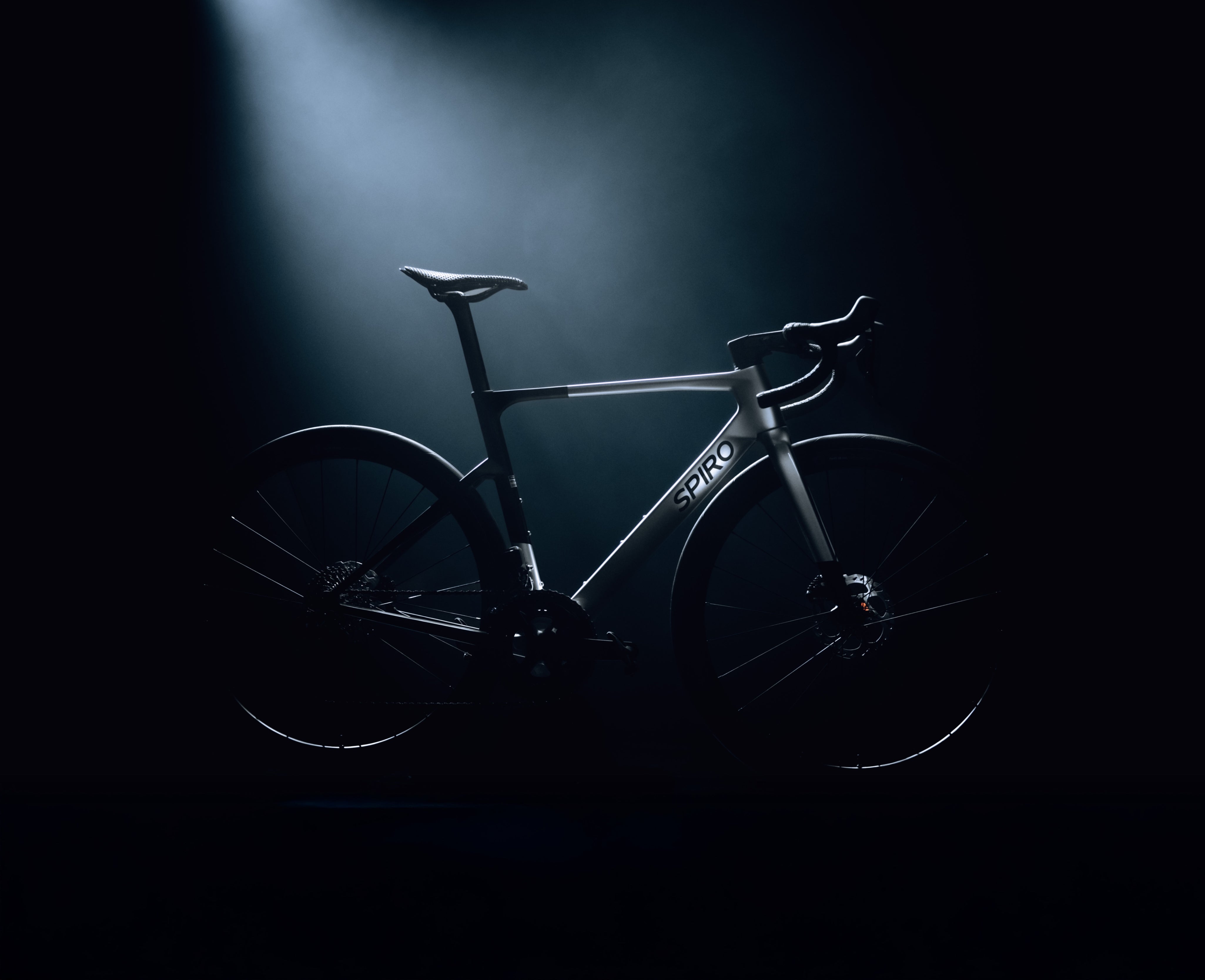 Bicicleta de ruta en carbono LEGEND TUMBAGA Grupo Shimano 105 DI2 12 velocidades