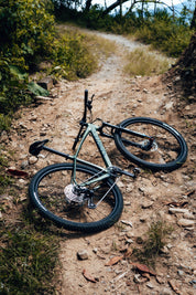 Bicicleta de MTB en aluminio GAIA BAUDÓ Grupo Shimano Cues 11 velocidades