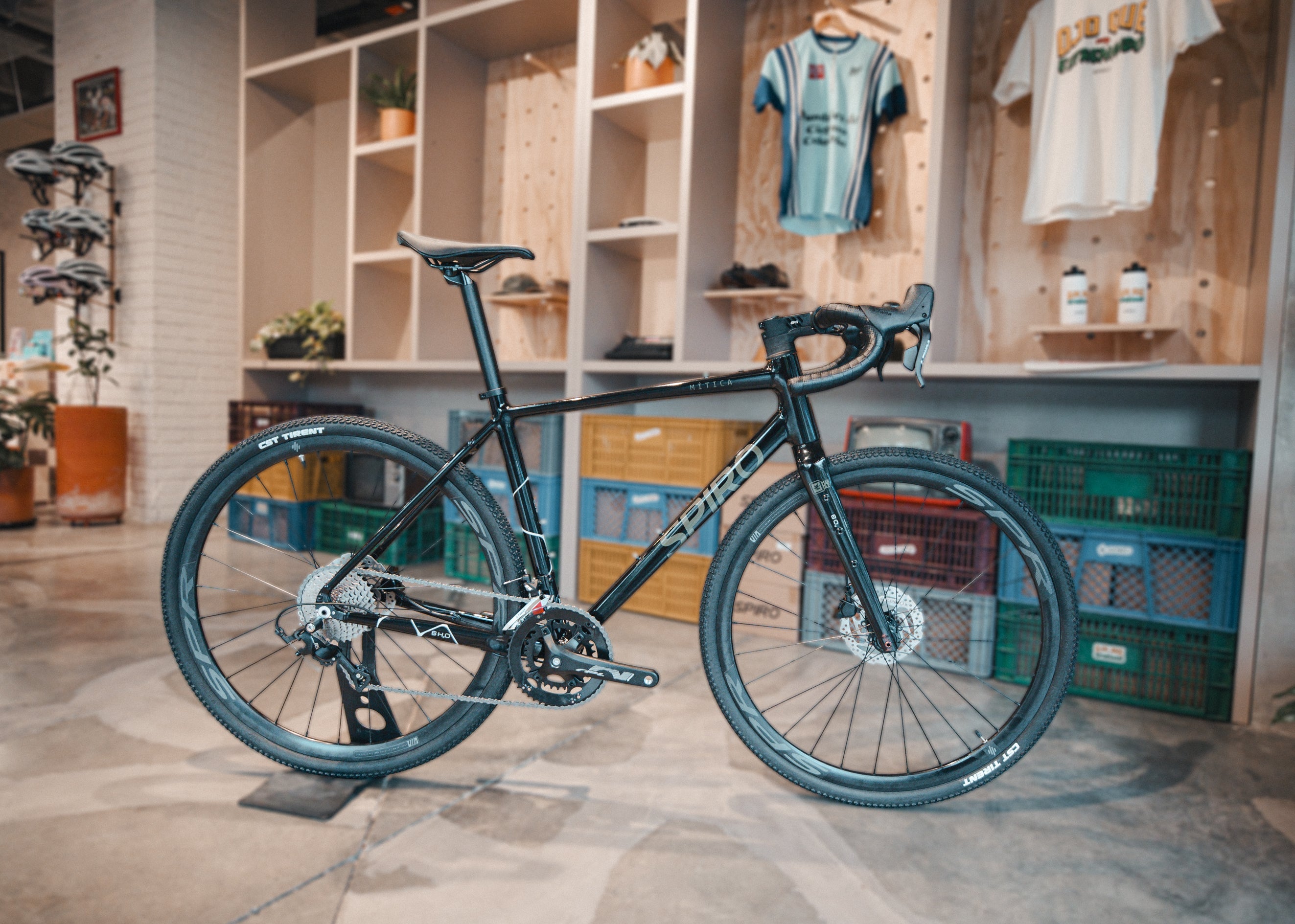Bicicleta_Gravel_Mitica_Manglar_Negro_LTWOO_R5_a9b4584d-9906-4f7b-80f7-0cb2d6ec26df.jpg