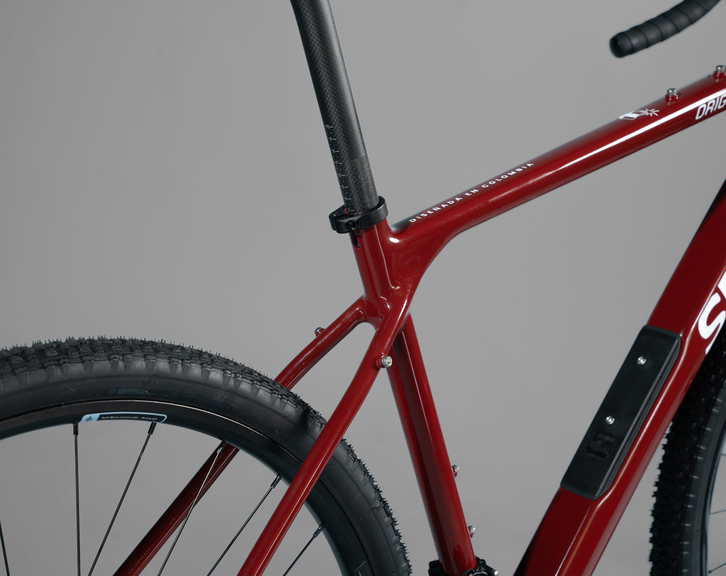 Bicicleta de gravel ORIGEN AL grupo Shimano GRX 2x12 Vel.