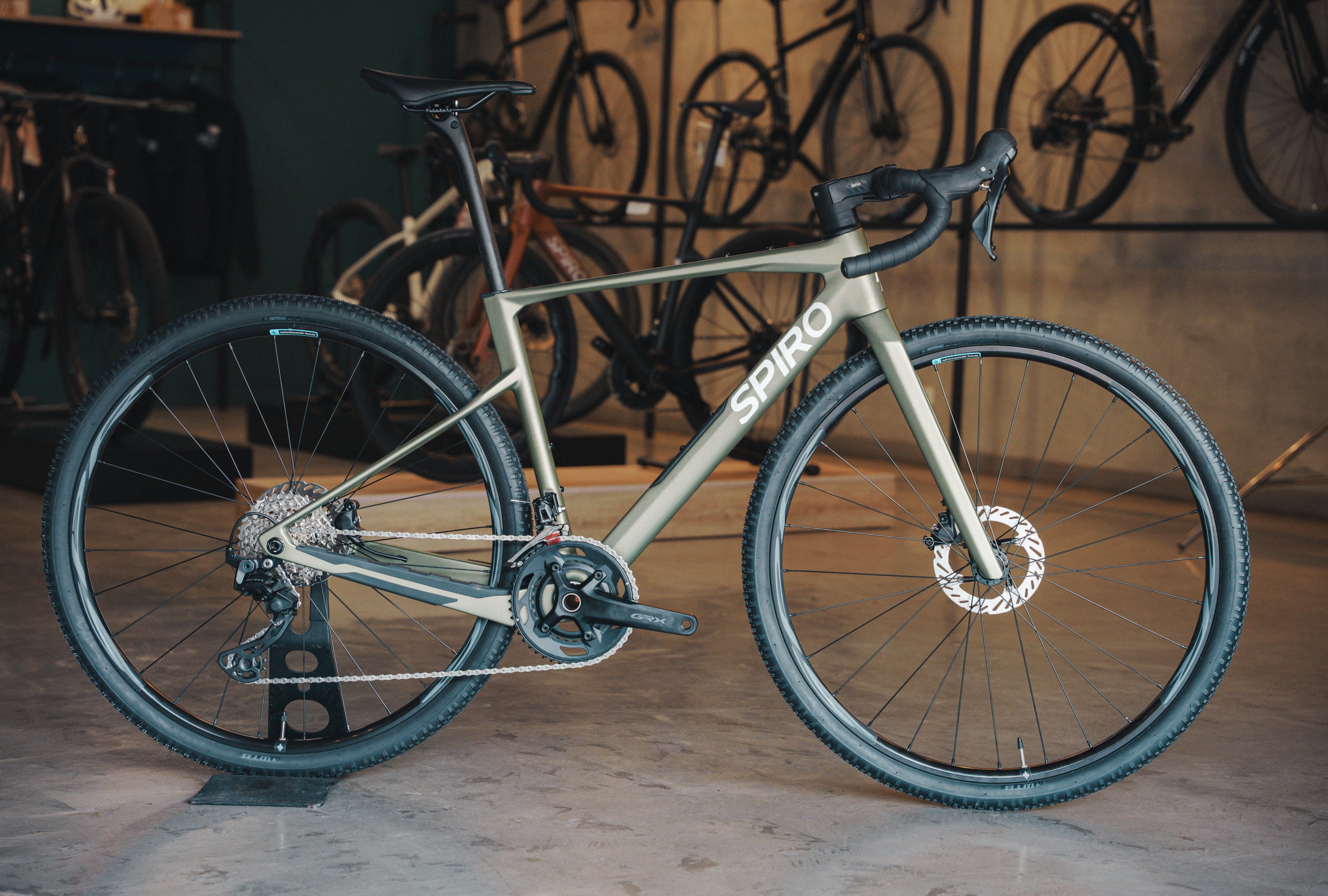 Bicicleta_Gravel_Origen_Envuelto_tamal_Shimano_GRX_1c7e85e5-4eb4-4b83-9d8b-d94a3604b7bd.jpg