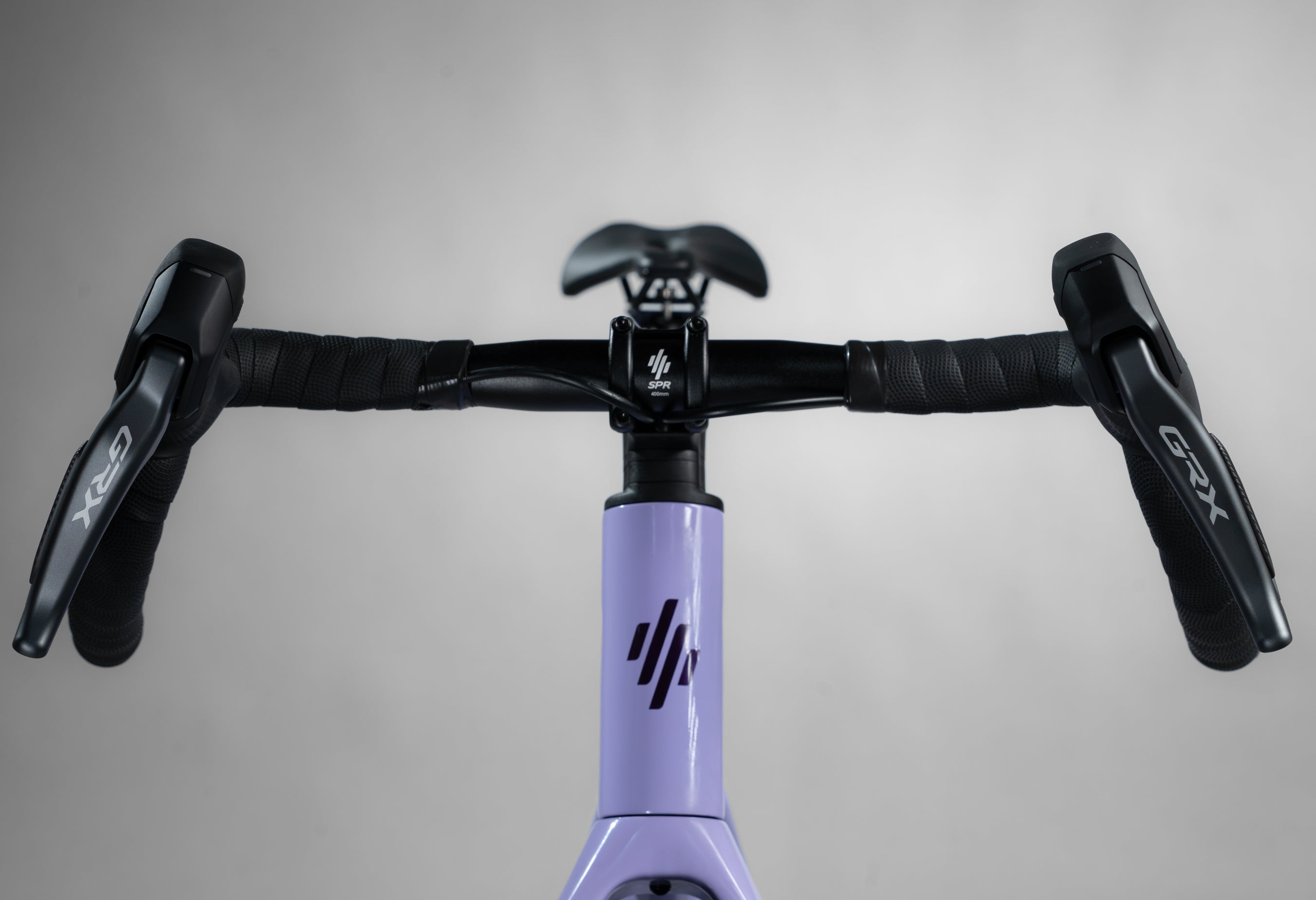 Bicicleta de gravel ORIGEN CARBONO grupo Shimano GRX DI2 2x12 Vel.
