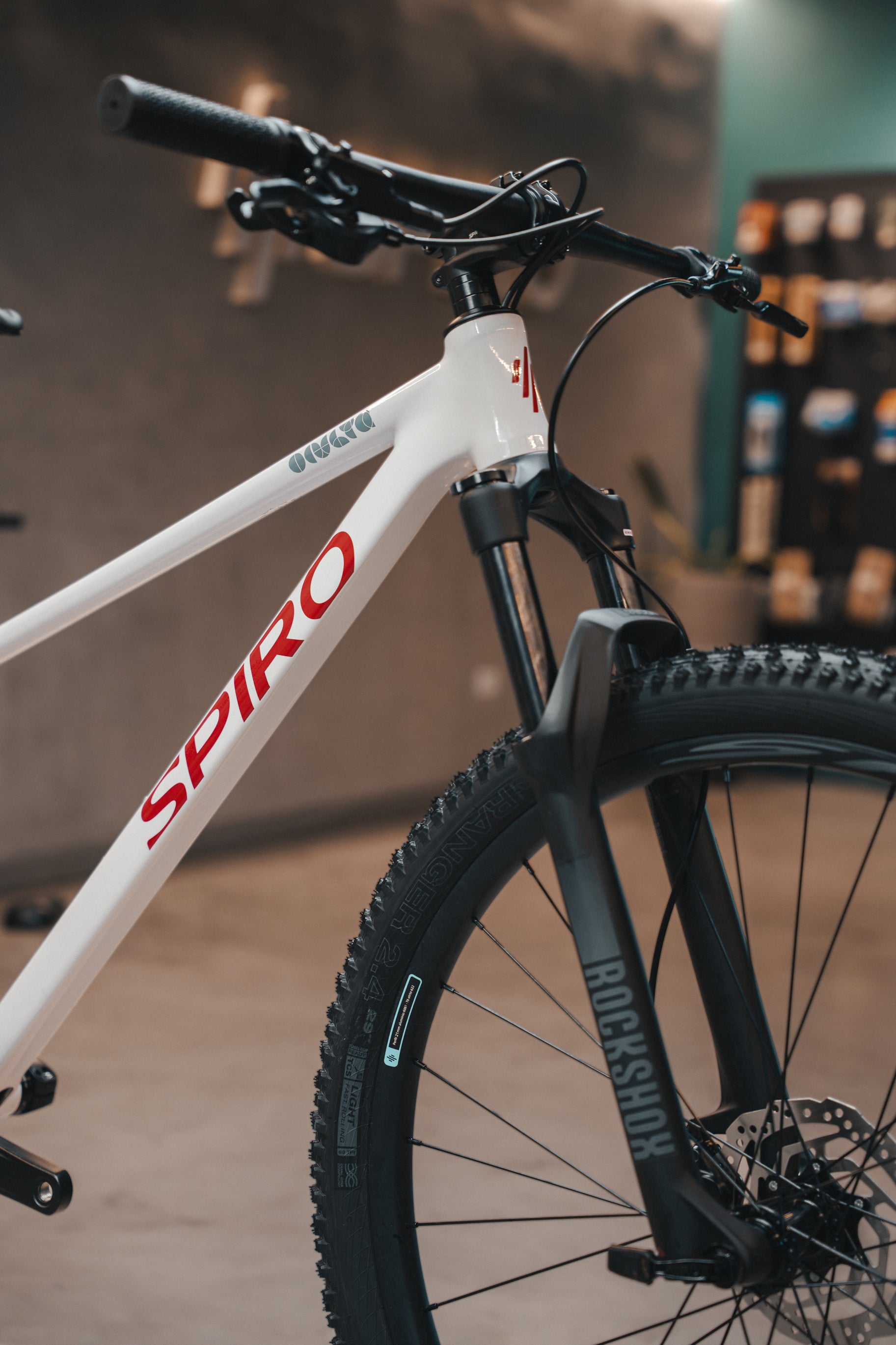 Bicicleta de montaña OCULTA grupo Shimano Deore NS 1X12 Vel.