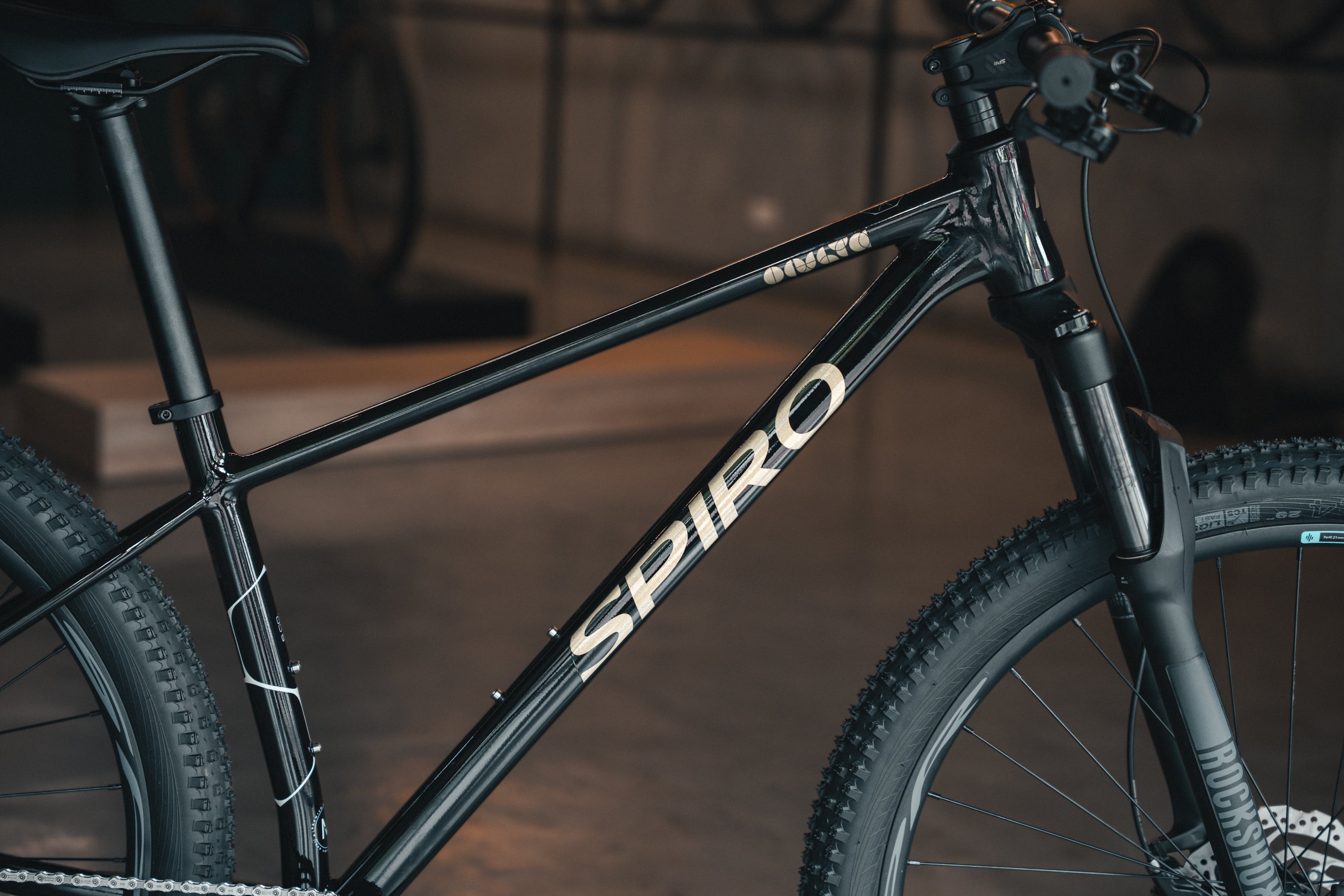 Bicicleta_MTB_Shimano_Deore_Mix_Talla_M_Manglar_Negro-2_31d73945-8065-4b00-8897-908447250ff4.jpg