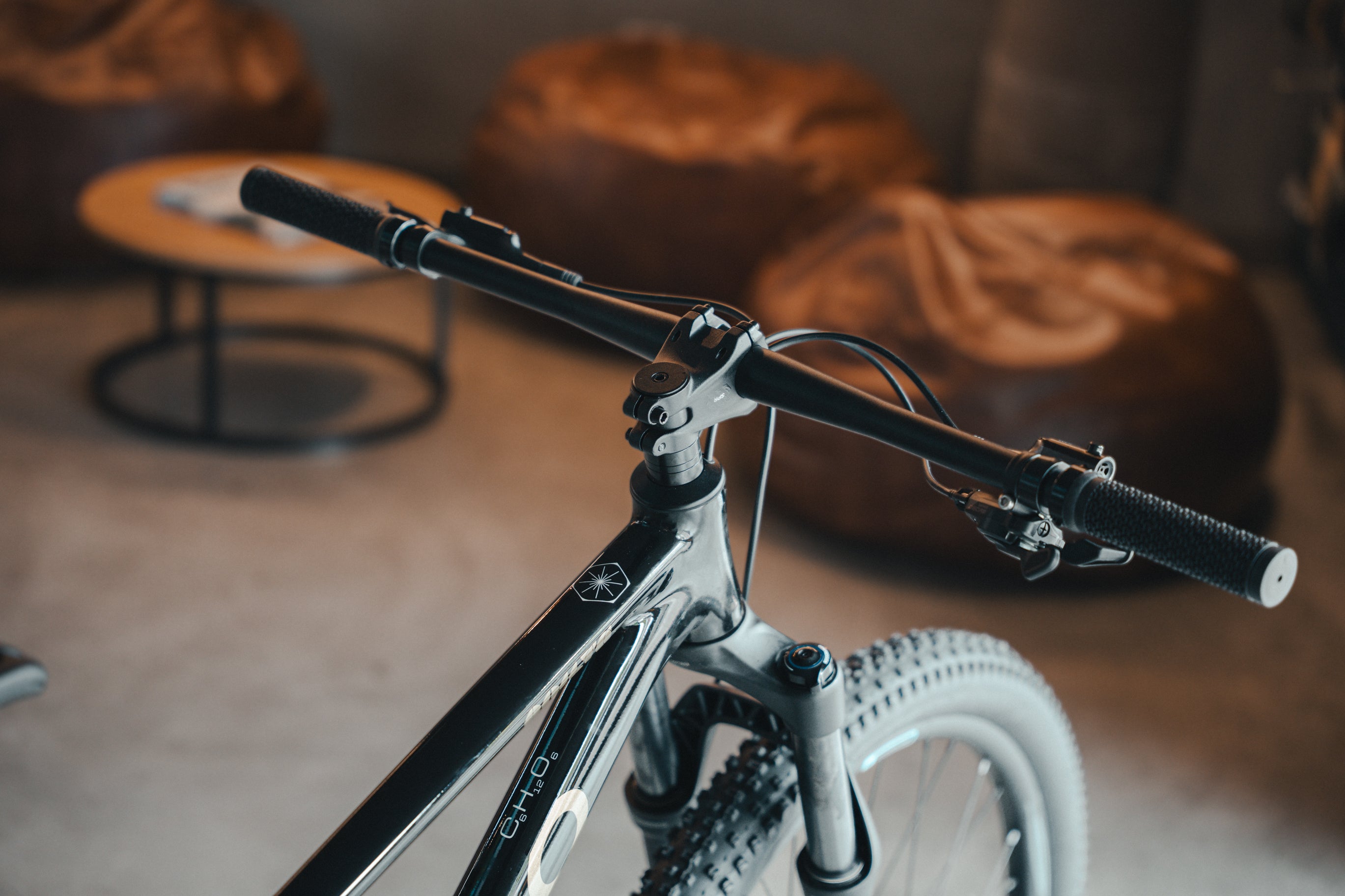 Bicicleta de montaña OCULTA grupo Shimano Deore NS 1X12 Vel.
