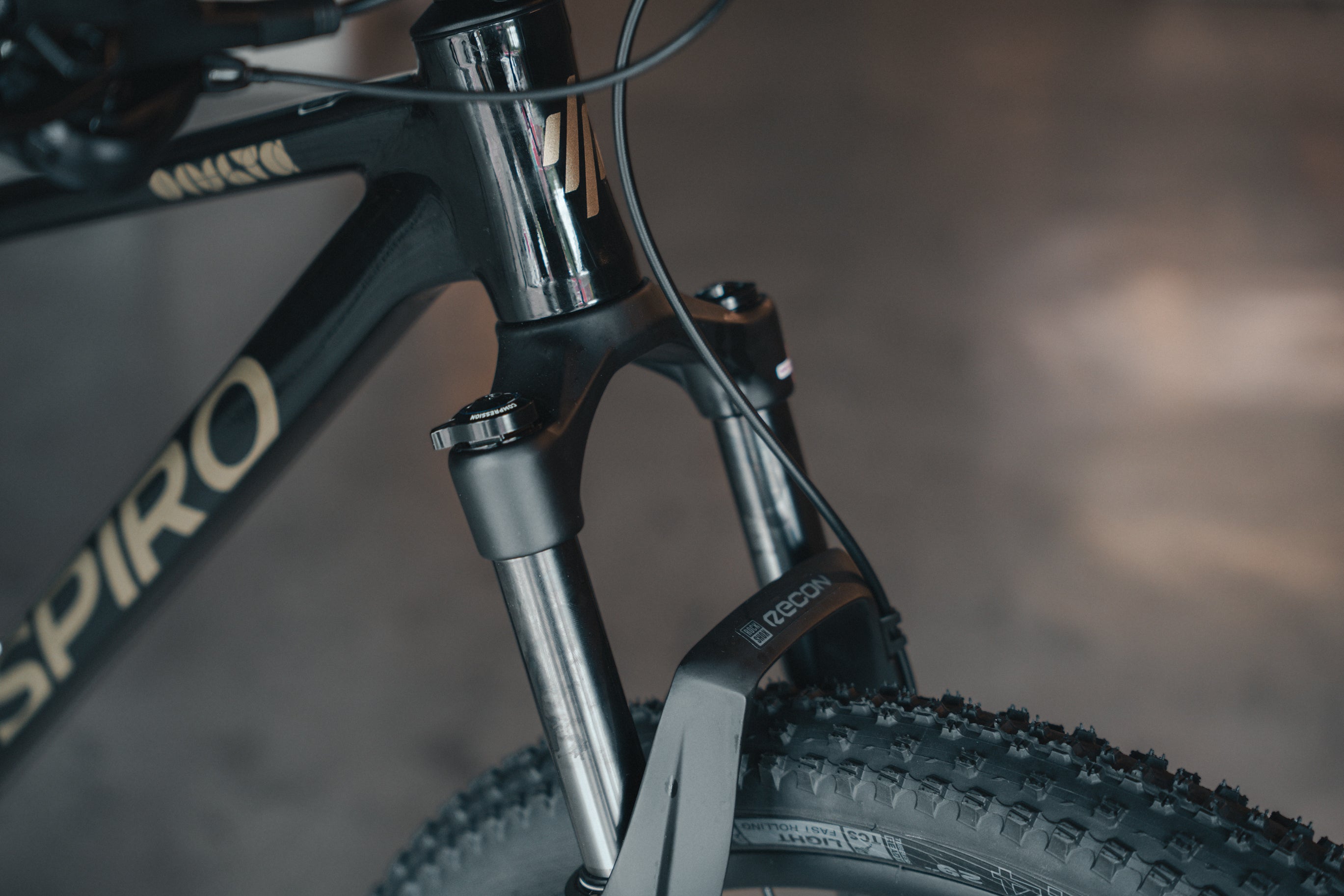 Bicicleta de montaña OCULTA grupo Shimano Deore NS 1X12 Vel.