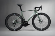 Bicicleta de ruta LEGEND DISC AERO grupo Shimano 105 DI2 2X12 Vel.