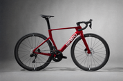 Bicicleta de ruta LEGEND AERO grupo Shimano 105 DI2