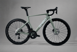 Bicicleta de ruta LEGEND DISC AERO grupo Shimano Ultegra DI2 2X12 Vel.