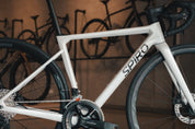 Bicicleta de ruta FREEDOM grupo Shimano 105 2X12 vel.
