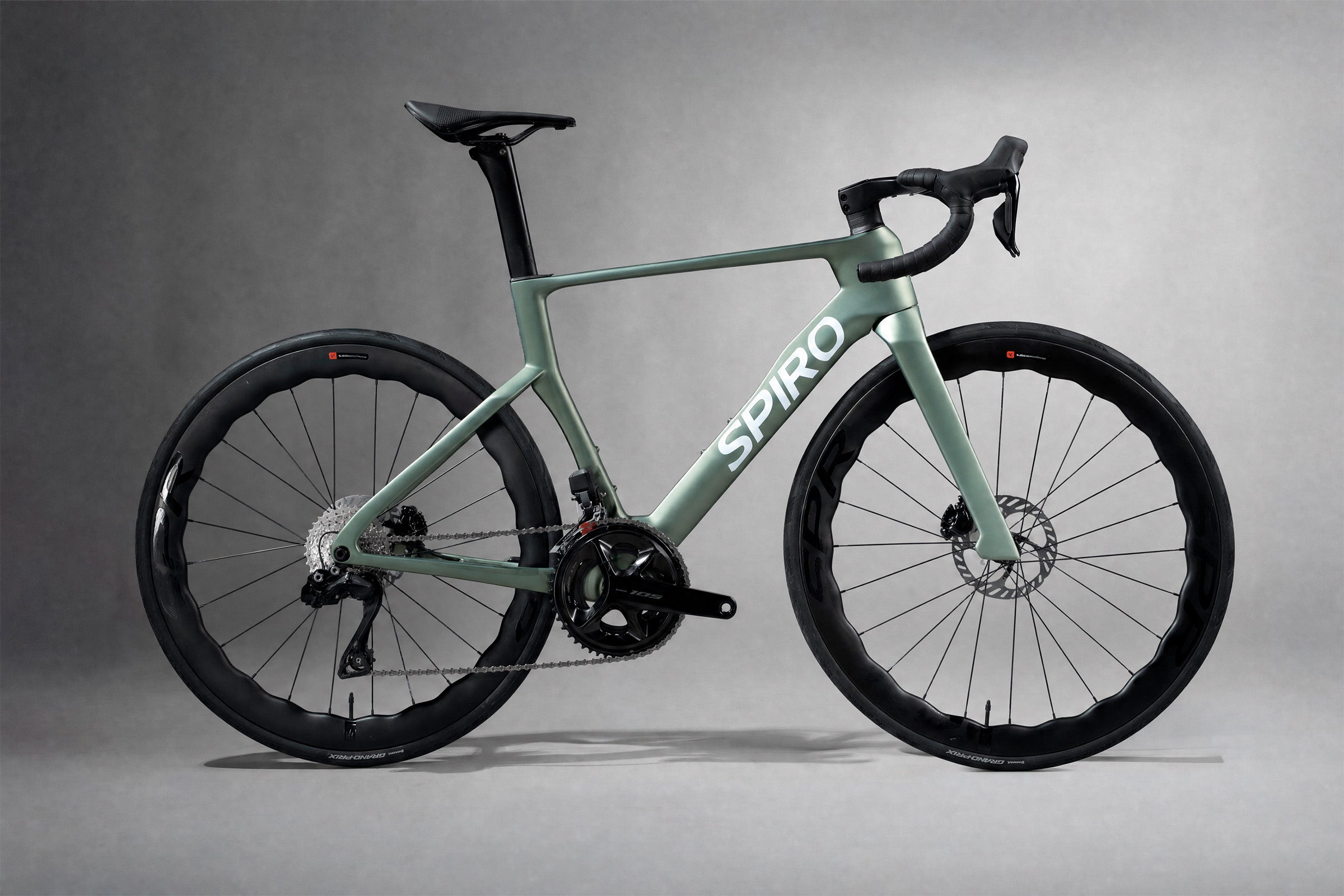 Bicicleta_ruta_Legend_Aero_Shimano_Ruedas_Onduladas_Tamal.jpg