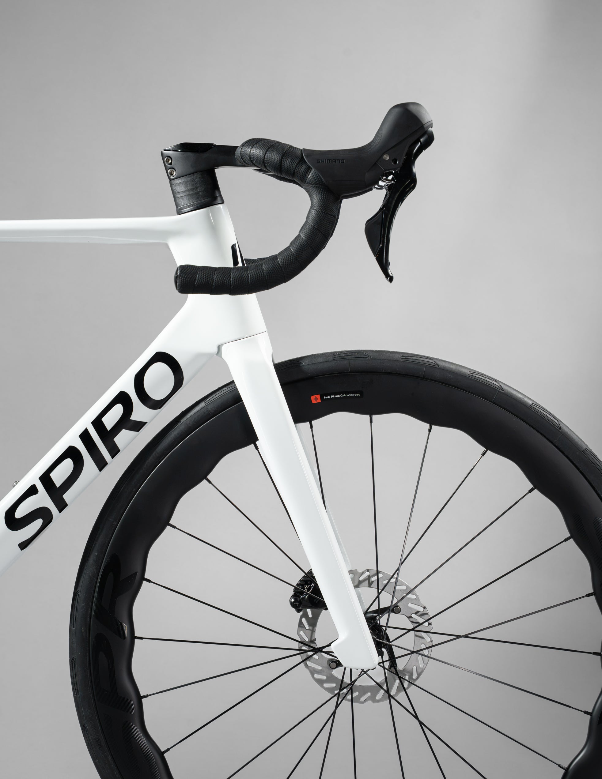 Bicicleta de ruta LEGEND SL grupo Shimano 105 2x12 Vel.
