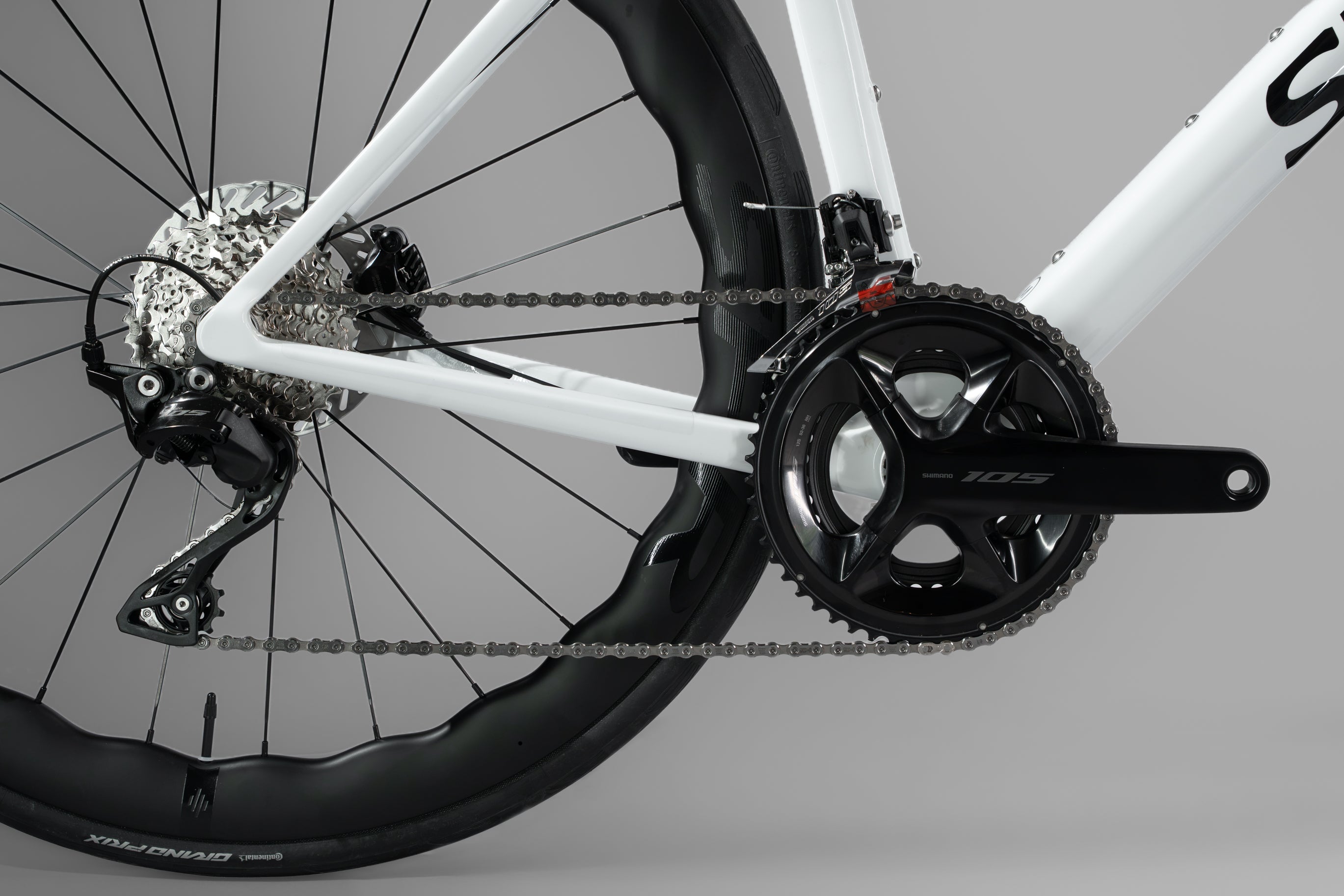 Bicicleta de ruta LEGEND SL grupo Shimano 105 2x12 Vel.