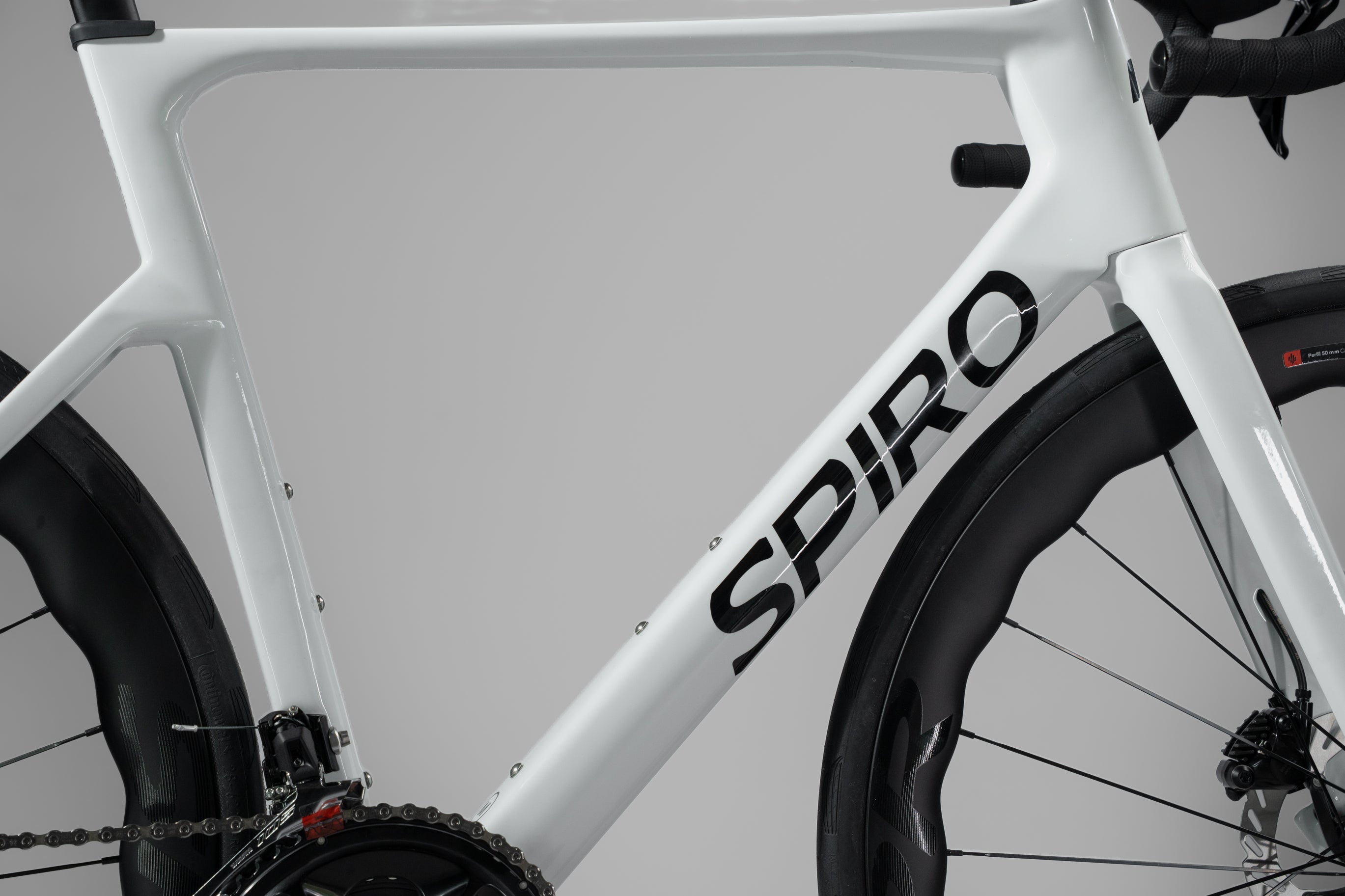 Bicicleta de ruta LEGEND SL grupo Shimano 105 2x12 Vel.