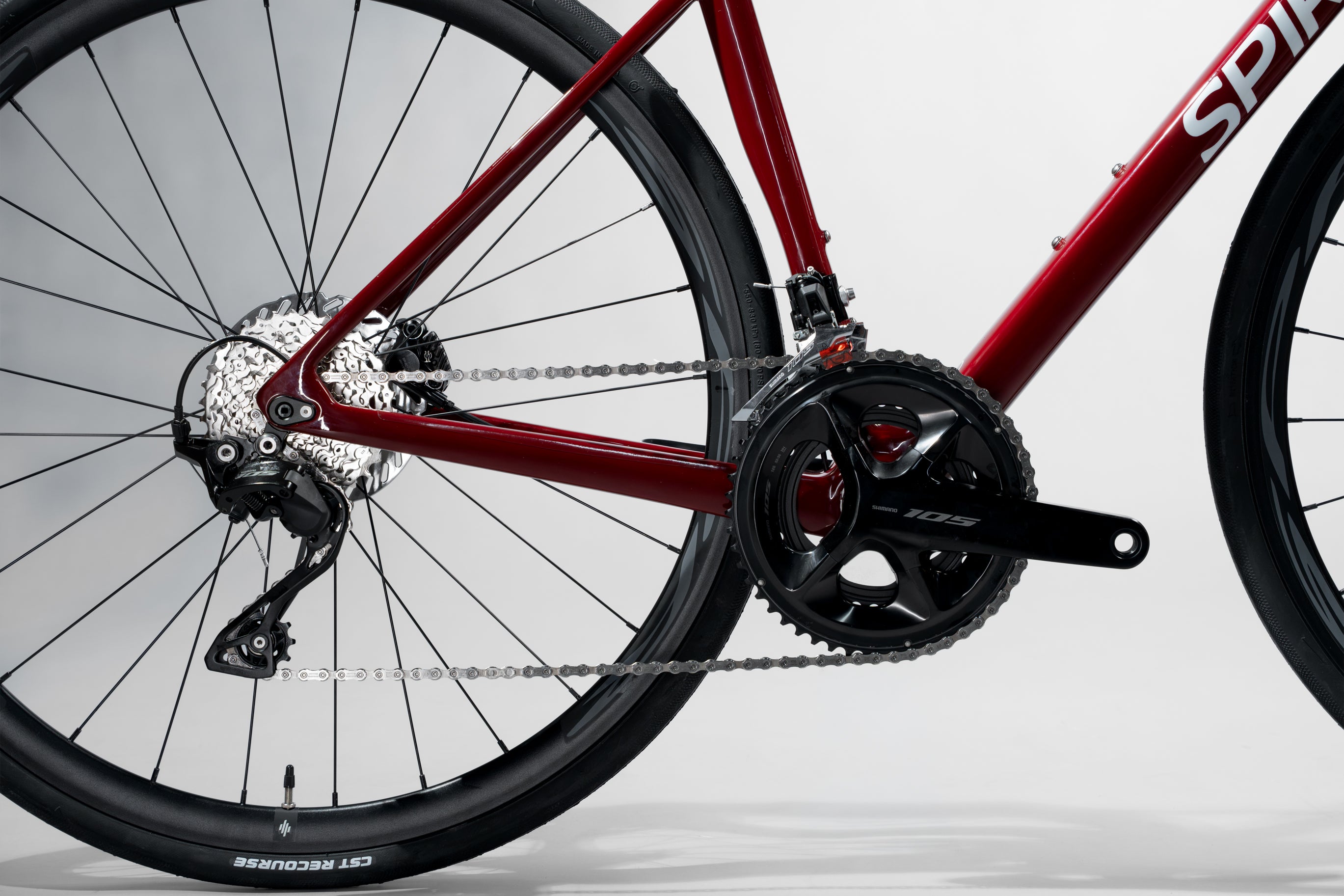 Bicicleta de ruta FREEDOM grupo Shimano 105 2X12 vel.