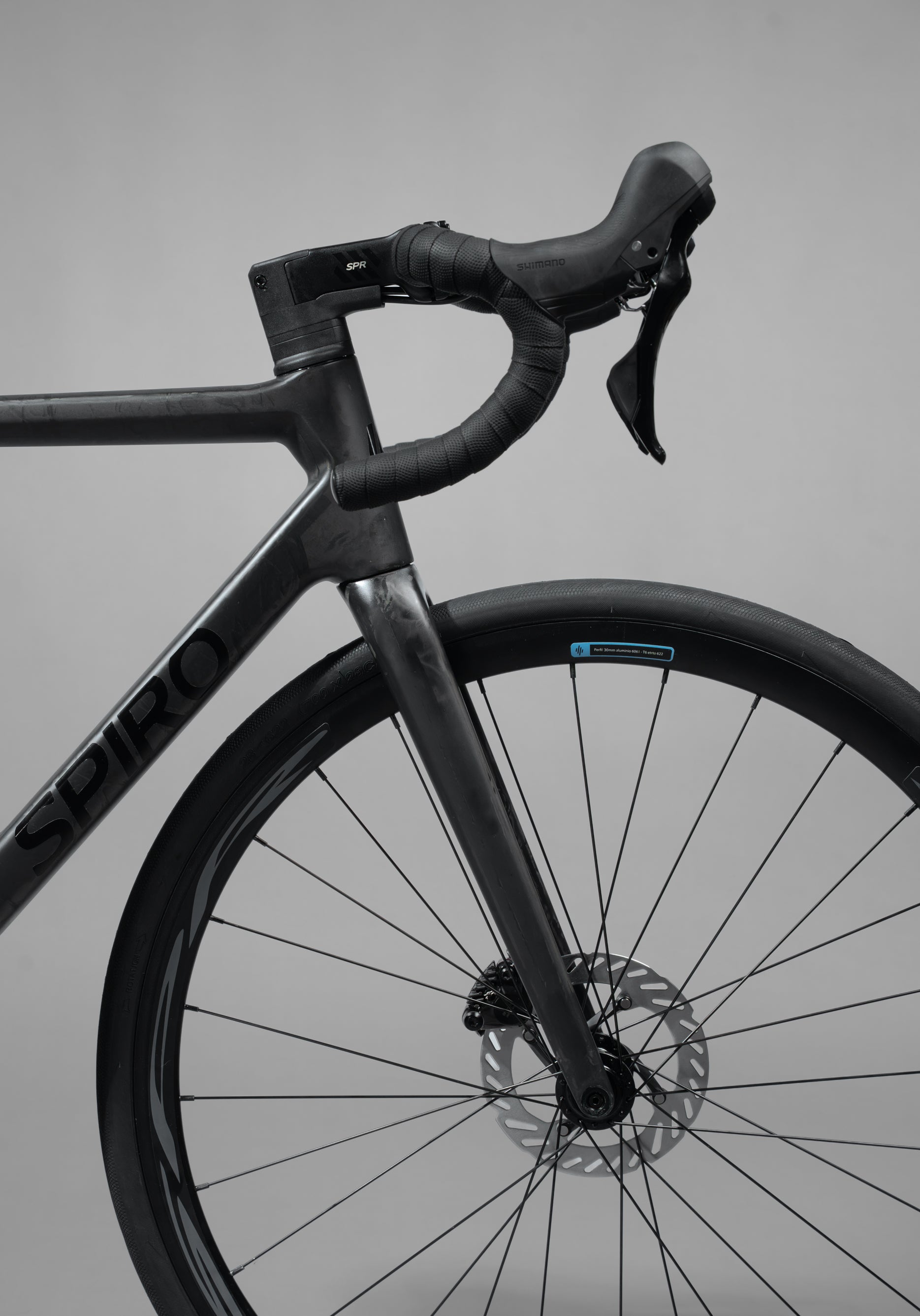 Bicicleta de ruta FREEDOM grupo Shimano 105 2X12 vel.