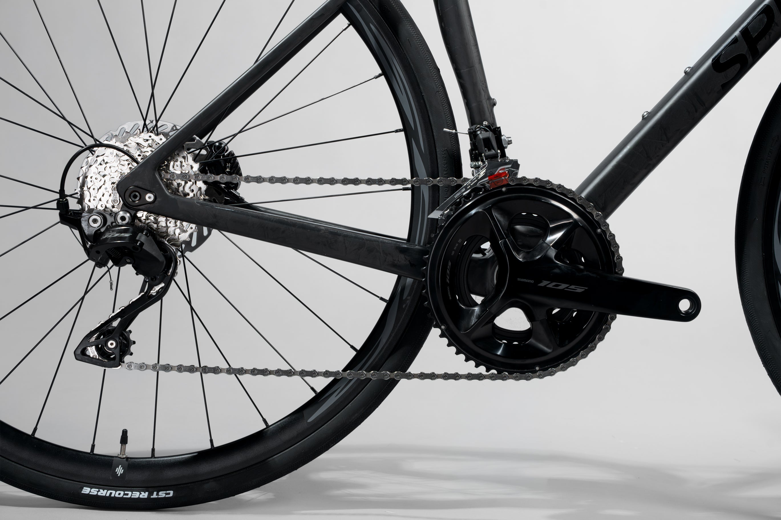 Bicicleta de ruta FREEDOM grupo Shimano 105 2X12 vel.
