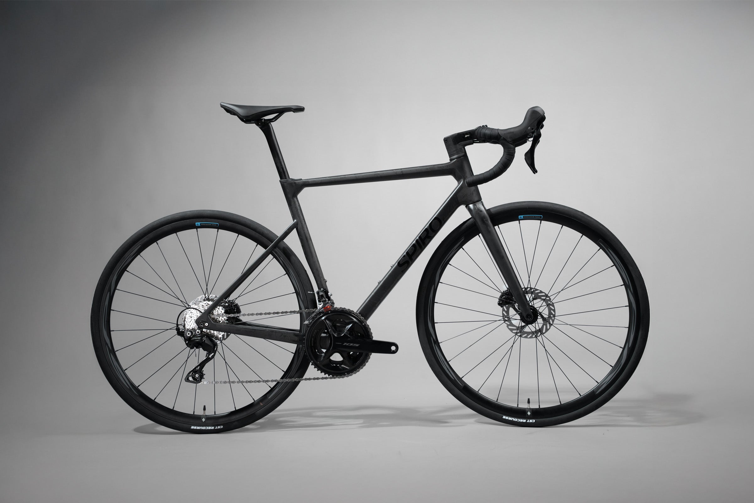 Bicicleta de ruta FREEDOM grupo Shimano 105 2X12 vel.