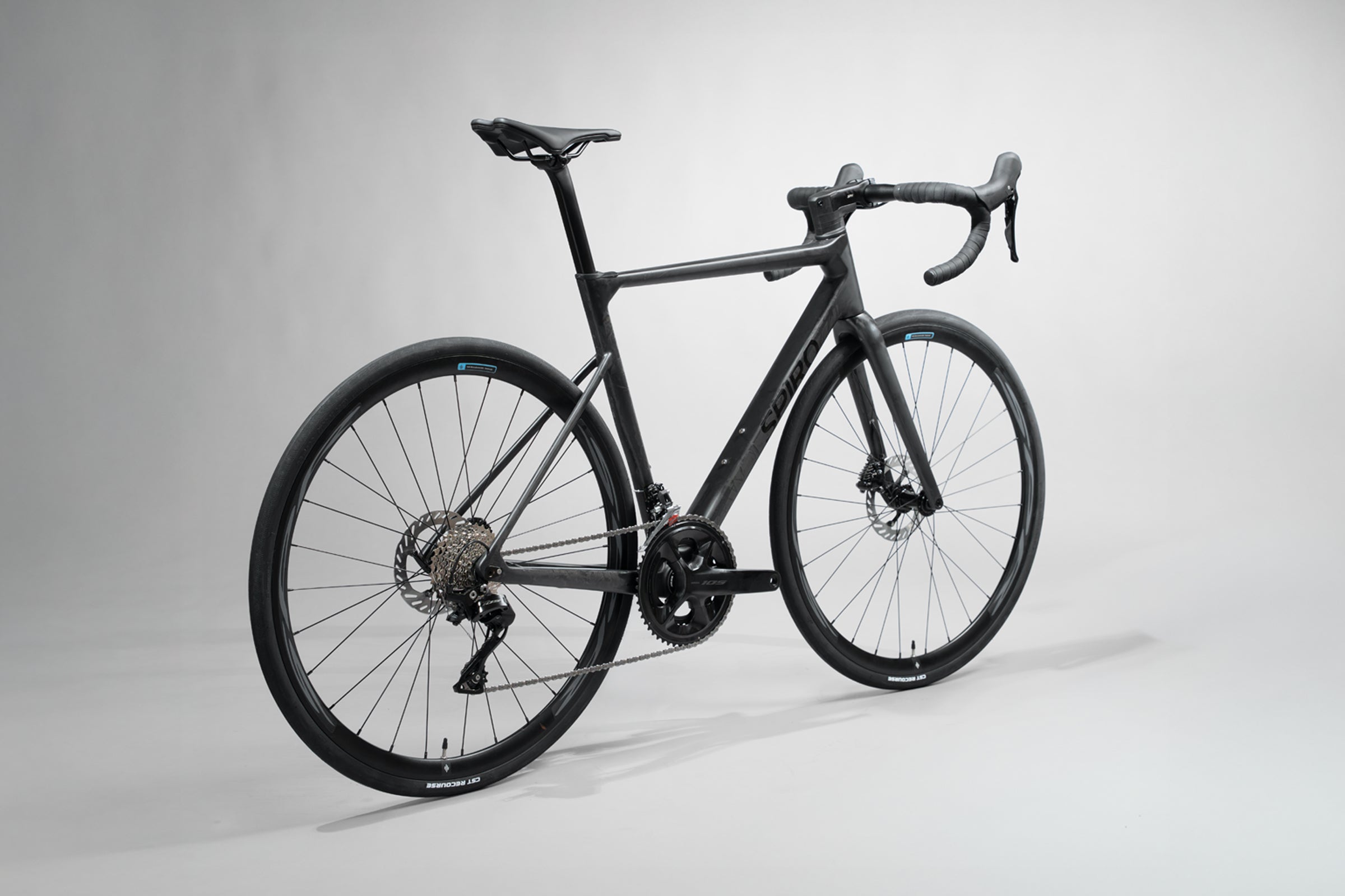 Bicicleta de ruta FREEDOM grupo Shimano 105 2X12 vel.