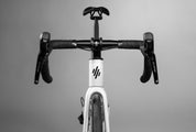 Bicicleta de ruta FREEDOM grupo Shimano 105 2X12 vel.