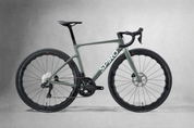 Bicicleta de ruta LEGEND SL grupo Shimano Ultegra DI2 2x12 Vel.