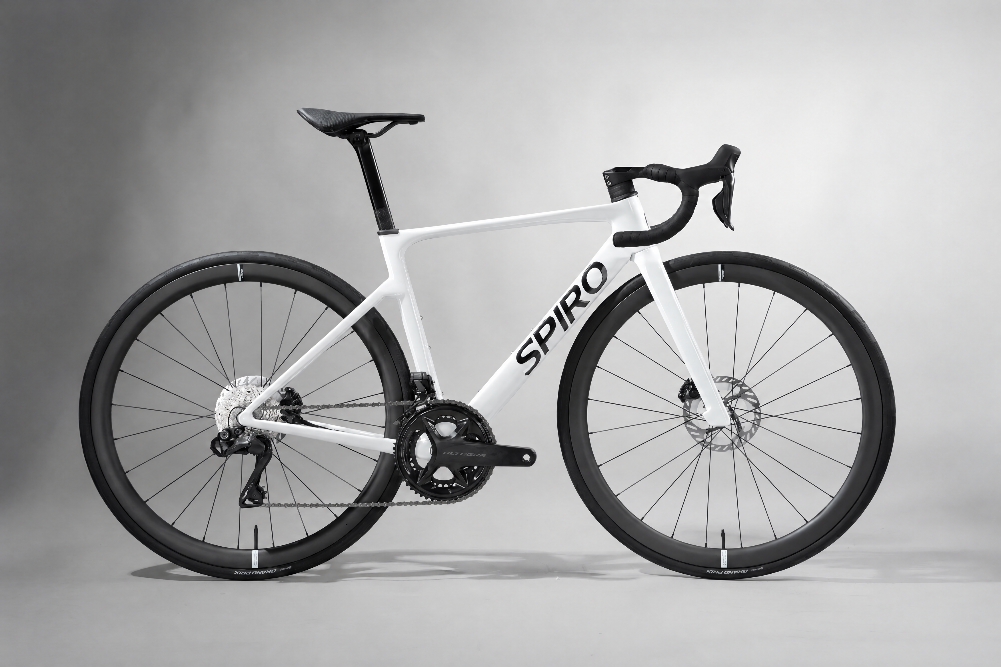 Bicicleta de ruta LEGEND SL grupo Shimano Ultegra DI2 2x12 Vel.