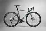 Bicicleta de ruta LEGEND SL grupo Shimano Ultegra DI2 2x12 Vel.