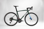 Bicicleta de ruta FREEDOM en aluminio con tenedor en carbono y Shimano Cues de 2x10 vel