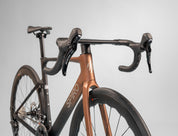 Bicicleta de ruta LEGEND SL en carbono Shimano 105