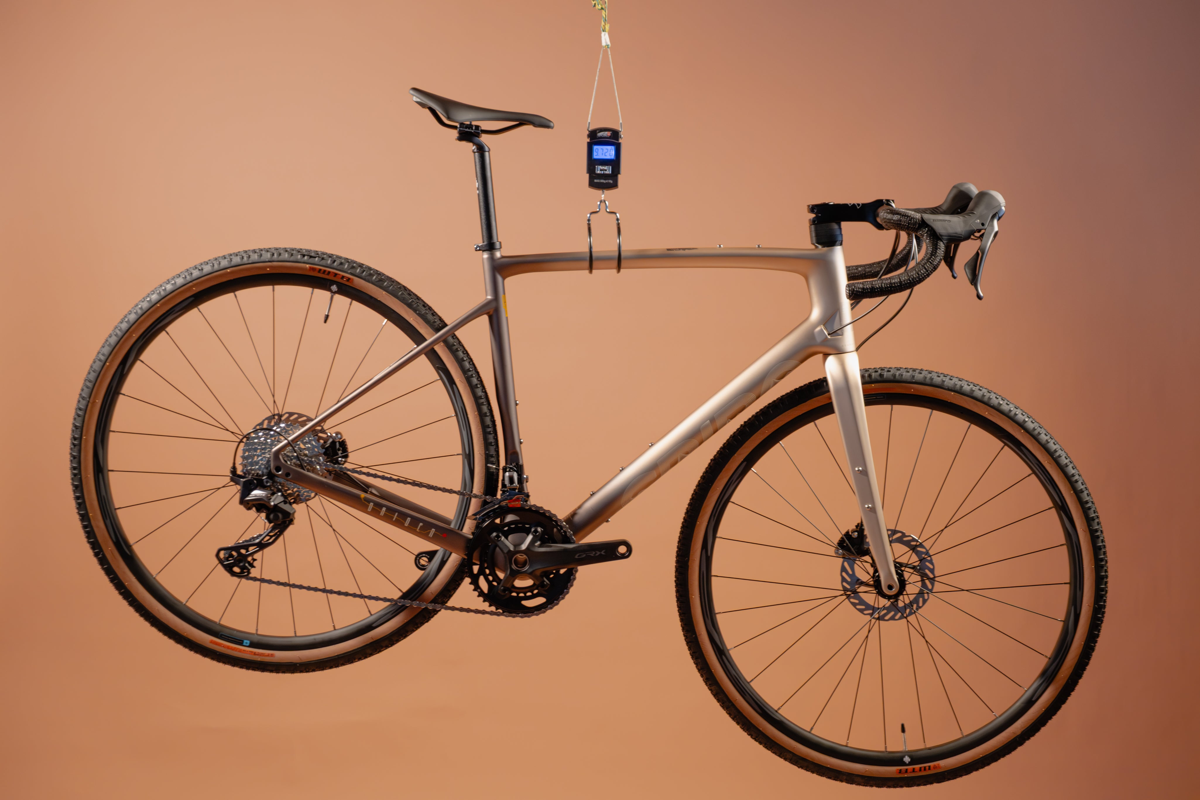 Bicicleta de gravel en carbono ORIGEN CUMBIA CLUB Grupo GRX 2x12 velocidades