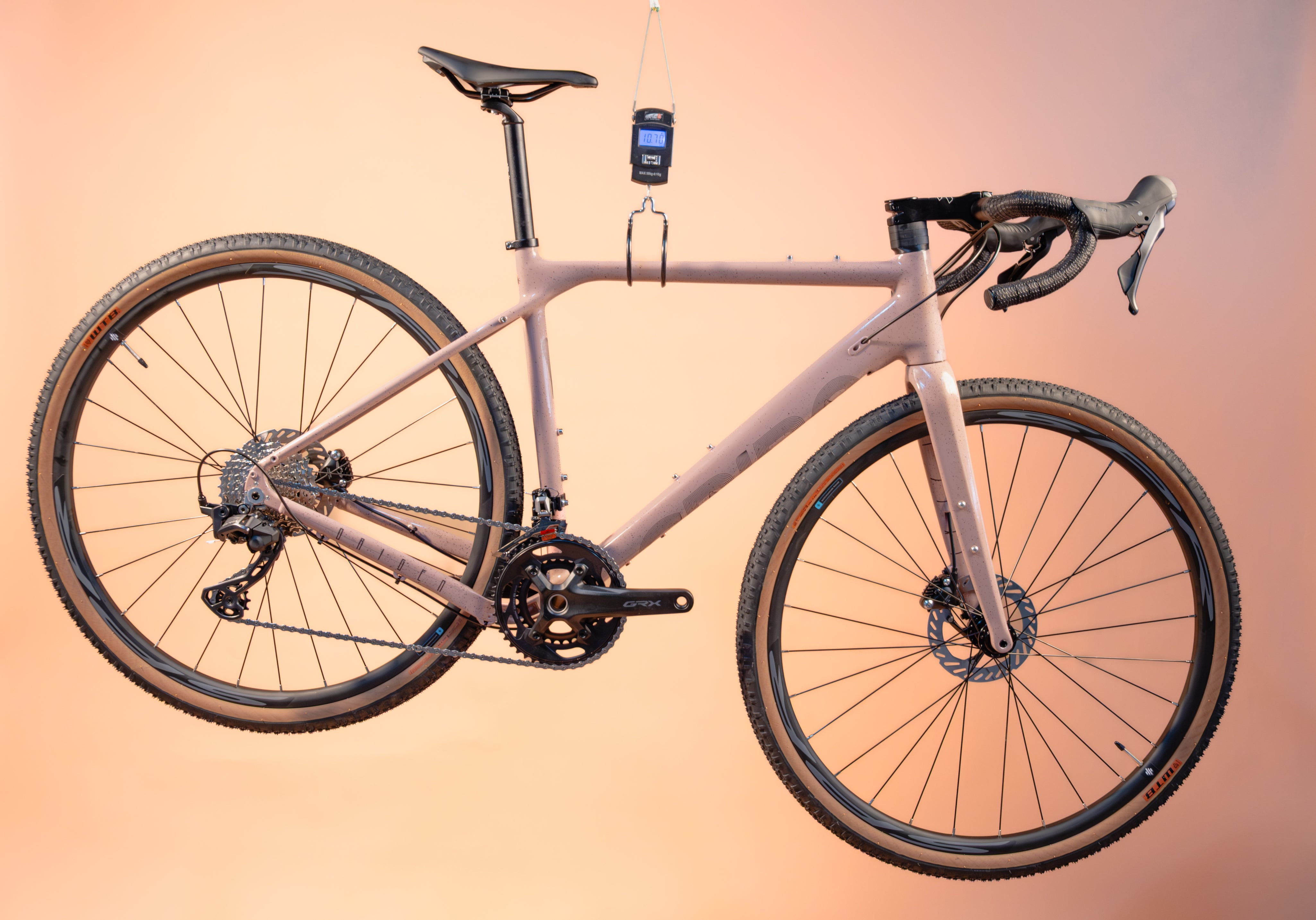 Bicicleta de gravel en aluminio ORIGEN JOROPO Grupo Shimano GRX 2x12 velocidades
