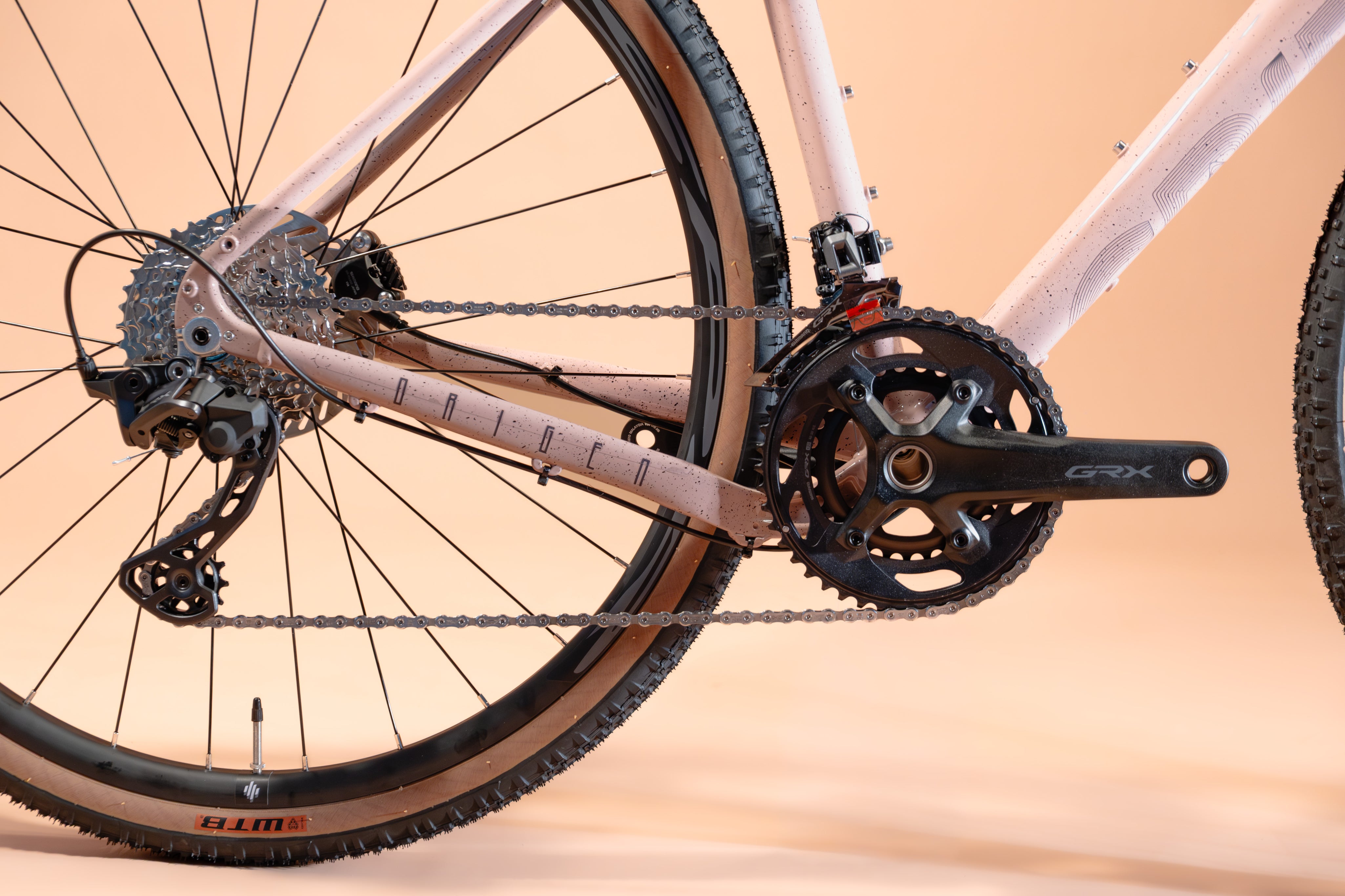 Bicicleta de gravel en aluminio ORIGEN JOROPO Grupo Shimano GRX 2x12 velocidades