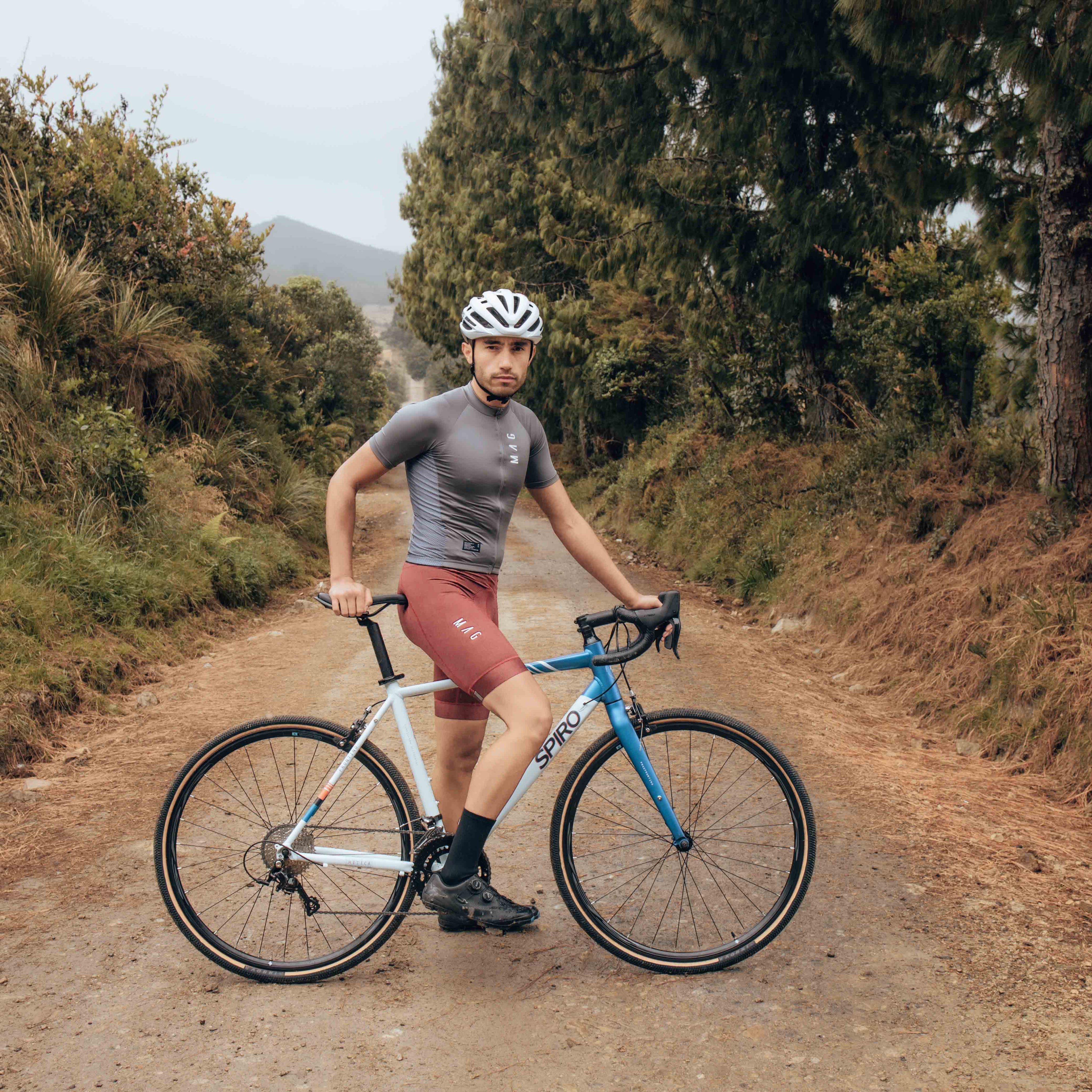 bicicleta_gravel_mitica_disc_frontino_lifestyle-26.jpg