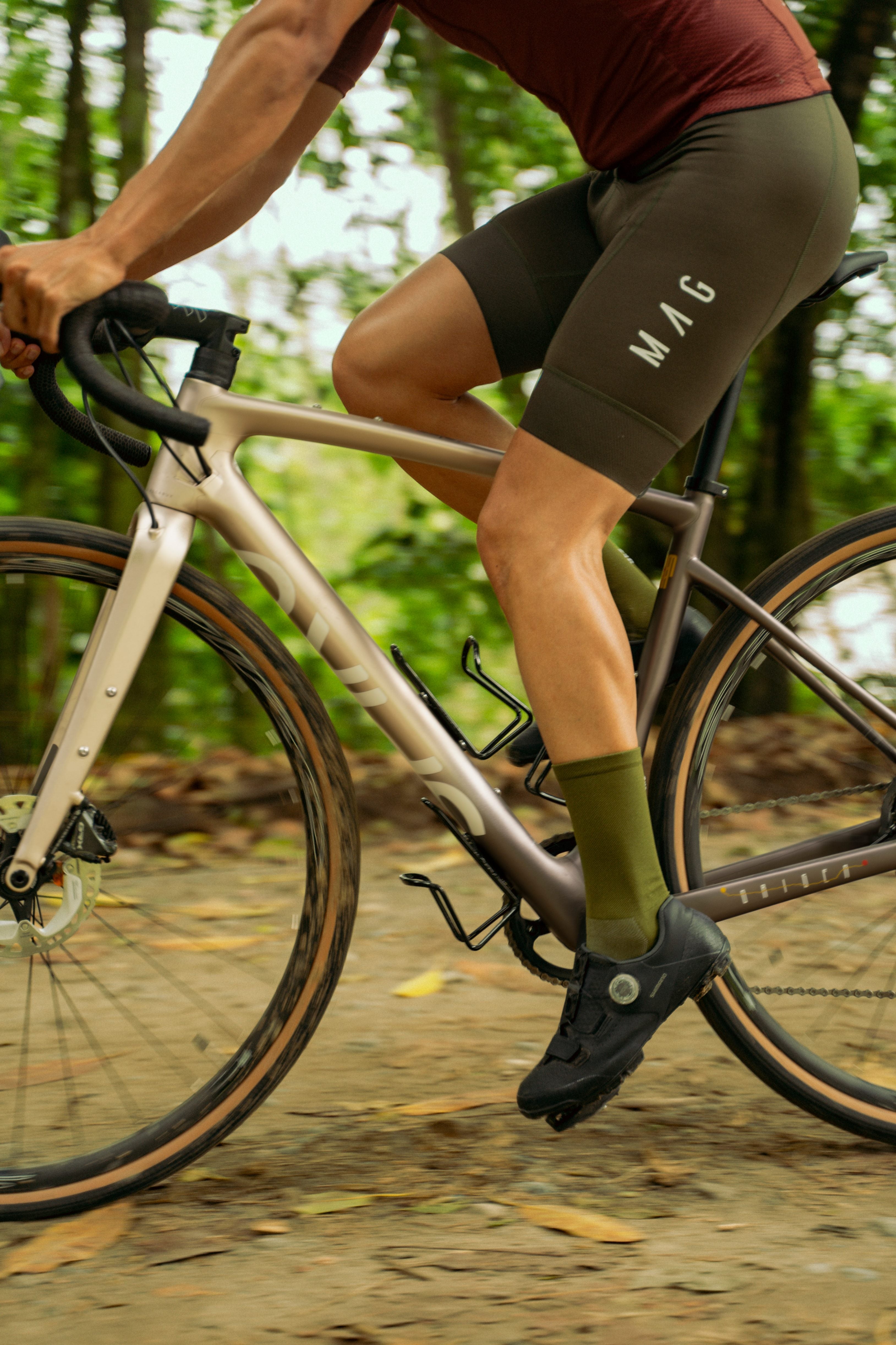 Bicicleta de gravel en carbono ORIGEN CUMBIA CLUB Grupo LTWOO 12 GRT velocidades