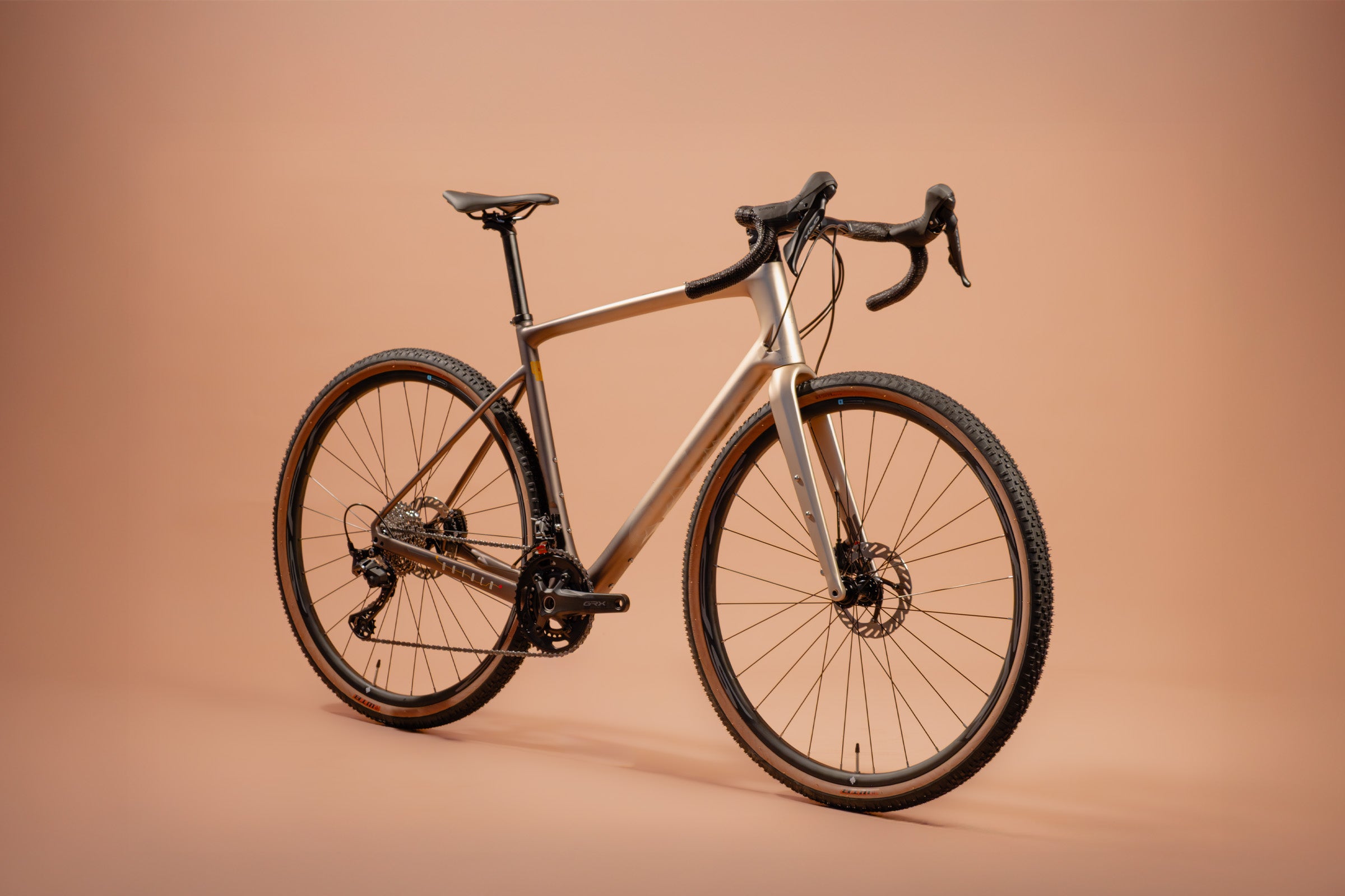 Bicicleta de gravel en carbono ORIGEN CUMBIA CLUB Grupo GRX 2x12 velocidades