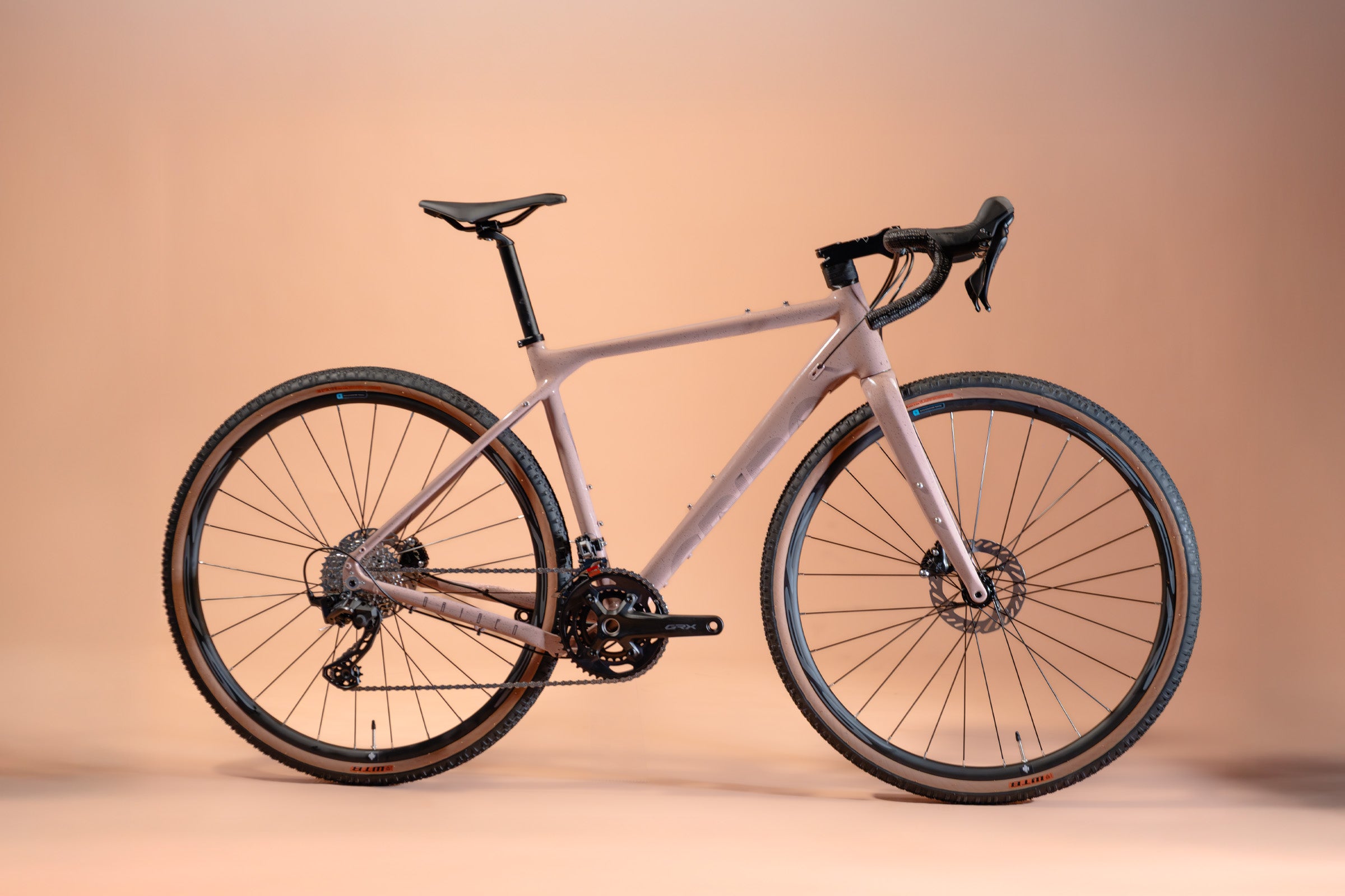 bicicleta_gravel_origen_joropo_grx_12v_diagonal-lateral_completa.jpg