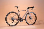 Bicicleta de gravel en aluminio ORIGEN JOROPO Grupo Shimano GRX 2x12 velocidades