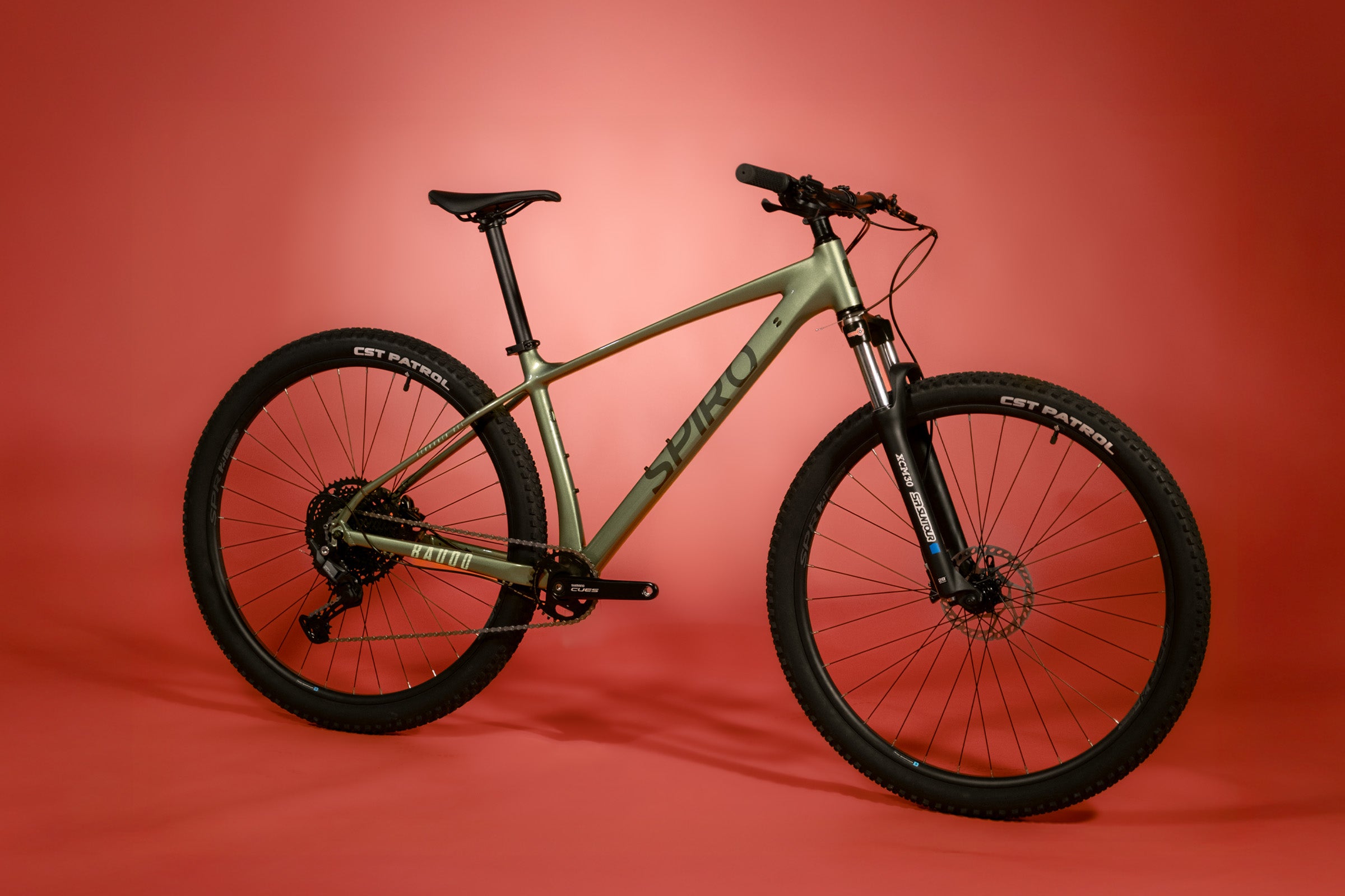 Bicicleta de MTB en aluminio GAIA BAUDÓ Grupo Shimano Cues 11 velocidades
