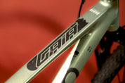 Bicicleta de MTB en aluminio GAIA BAUDÓ Grupo Shimano Deore NS 12 velocidades