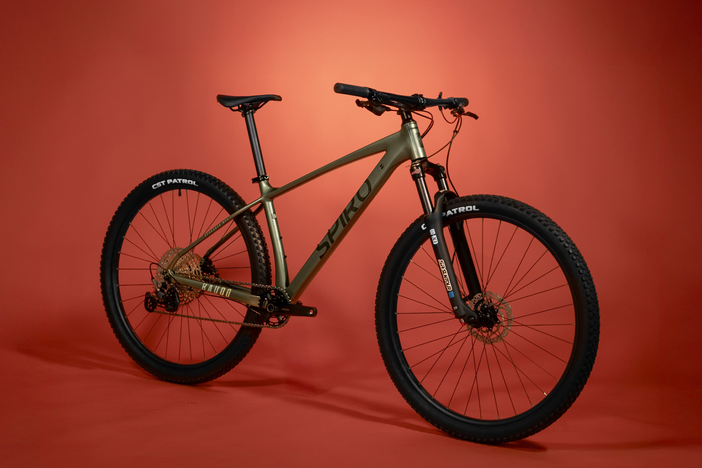 Bicicleta de MTB en aluminio GAIA BAUDÓ Grupo Shimano Deore NS 12 velocidades
