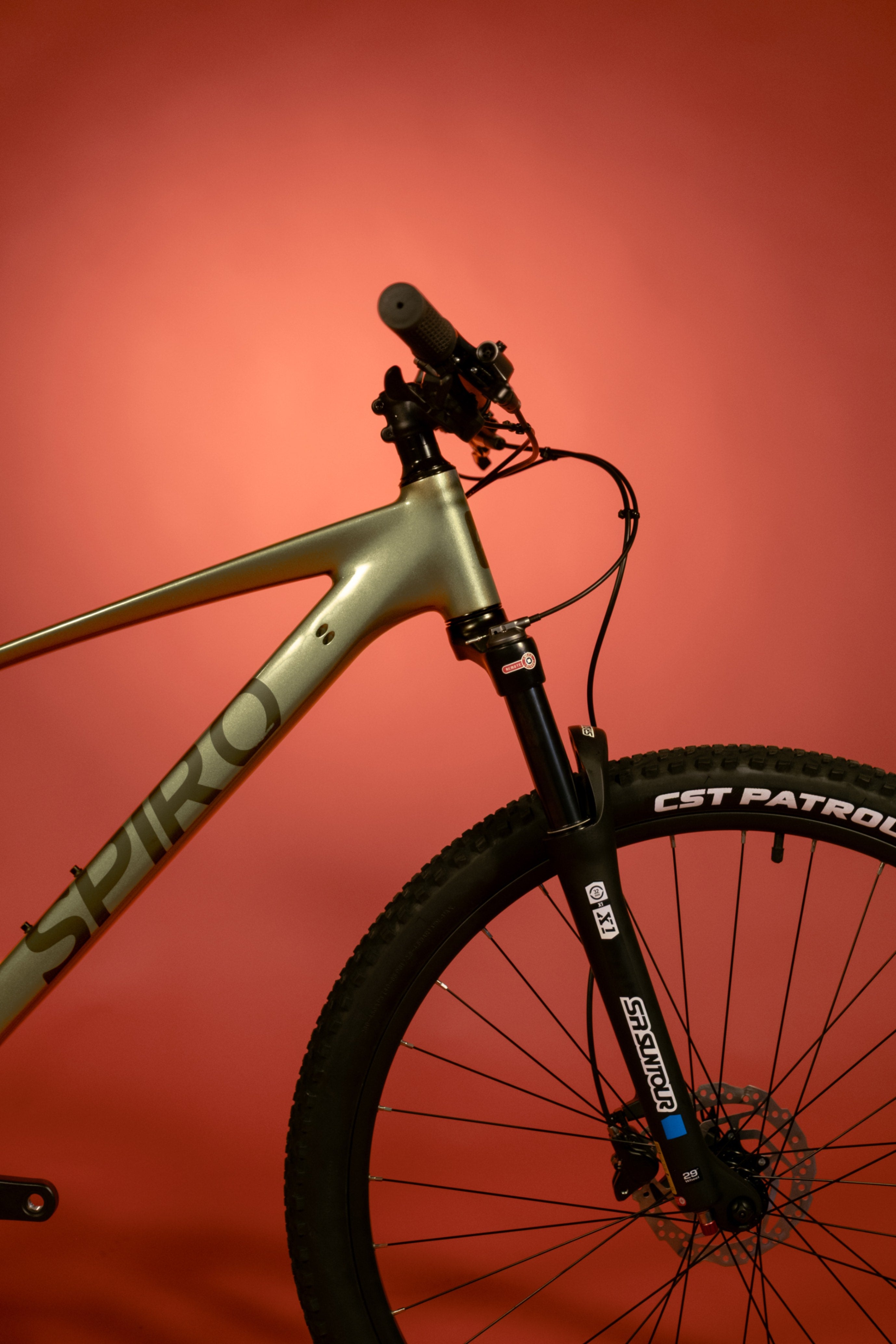 Bicicleta de MTB en aluminio GAIA BAUDÓ Grupo Shimano Deore NS 12 velocidades