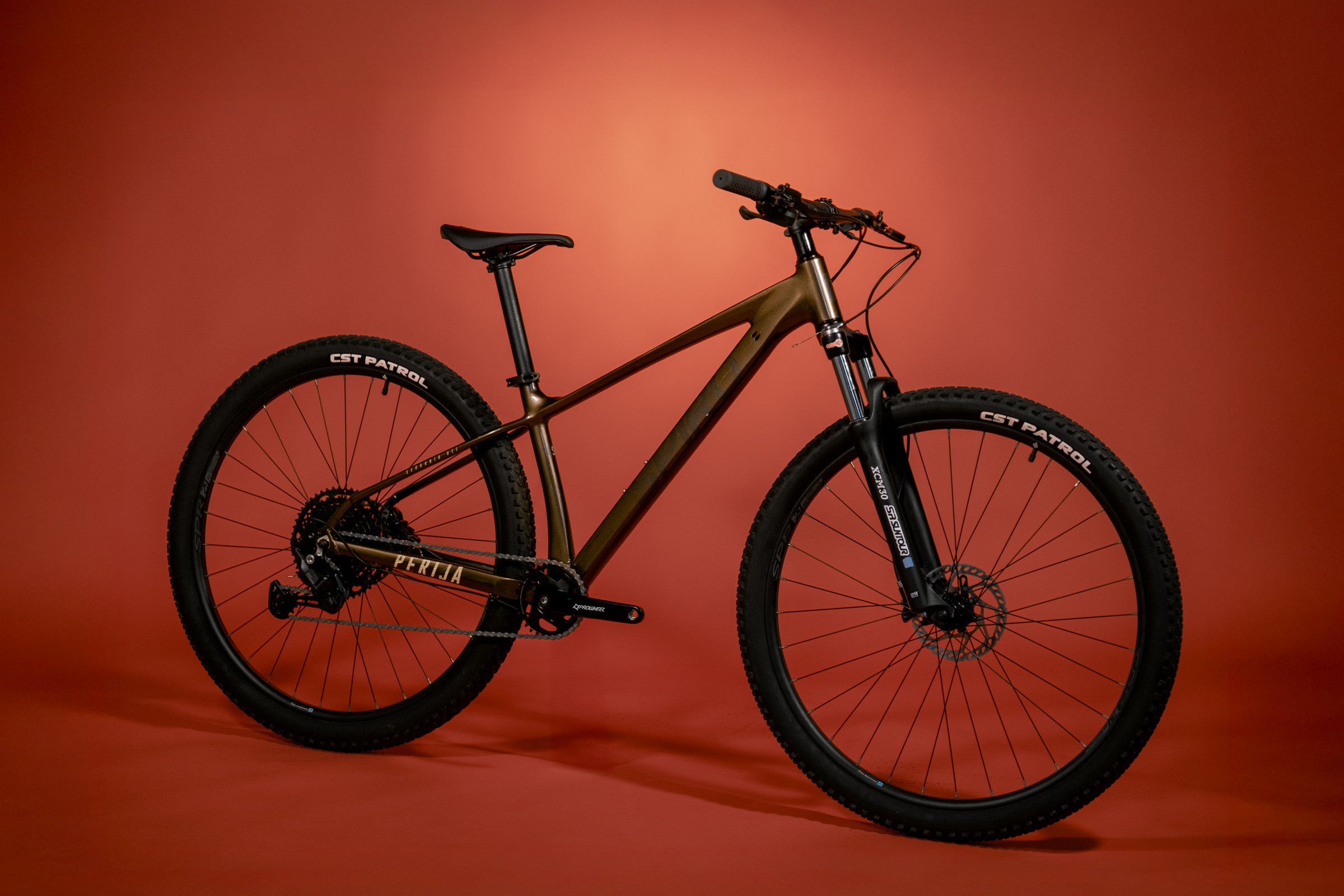 Bicicleta de MTB en aluminio GAIA PERIJÁ Grupo Shimano Cues 11 velocidades