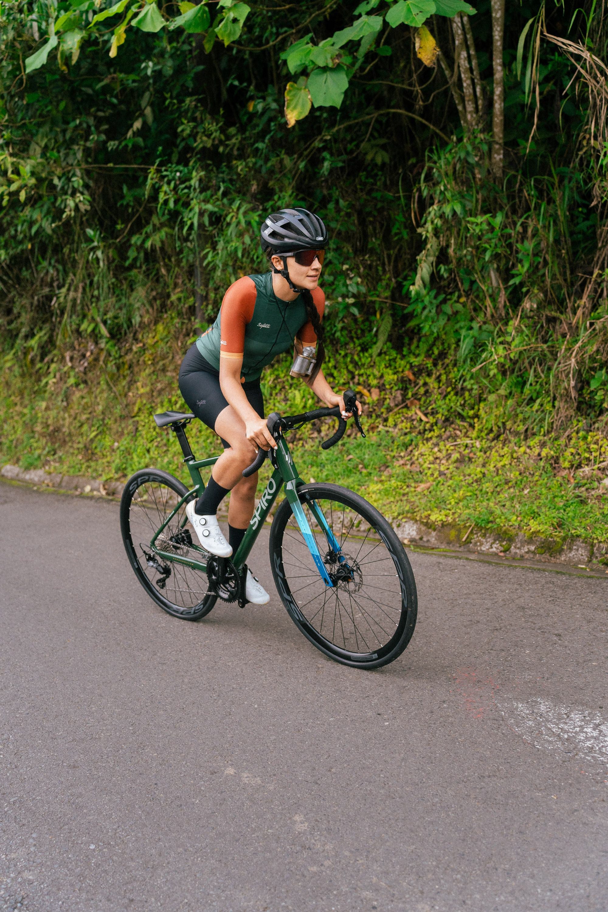 Bicicleta de ruta en aluminio FREEDOM DISC AERO BARRANQUERO Grupo LTWOO RX 12 velocidades