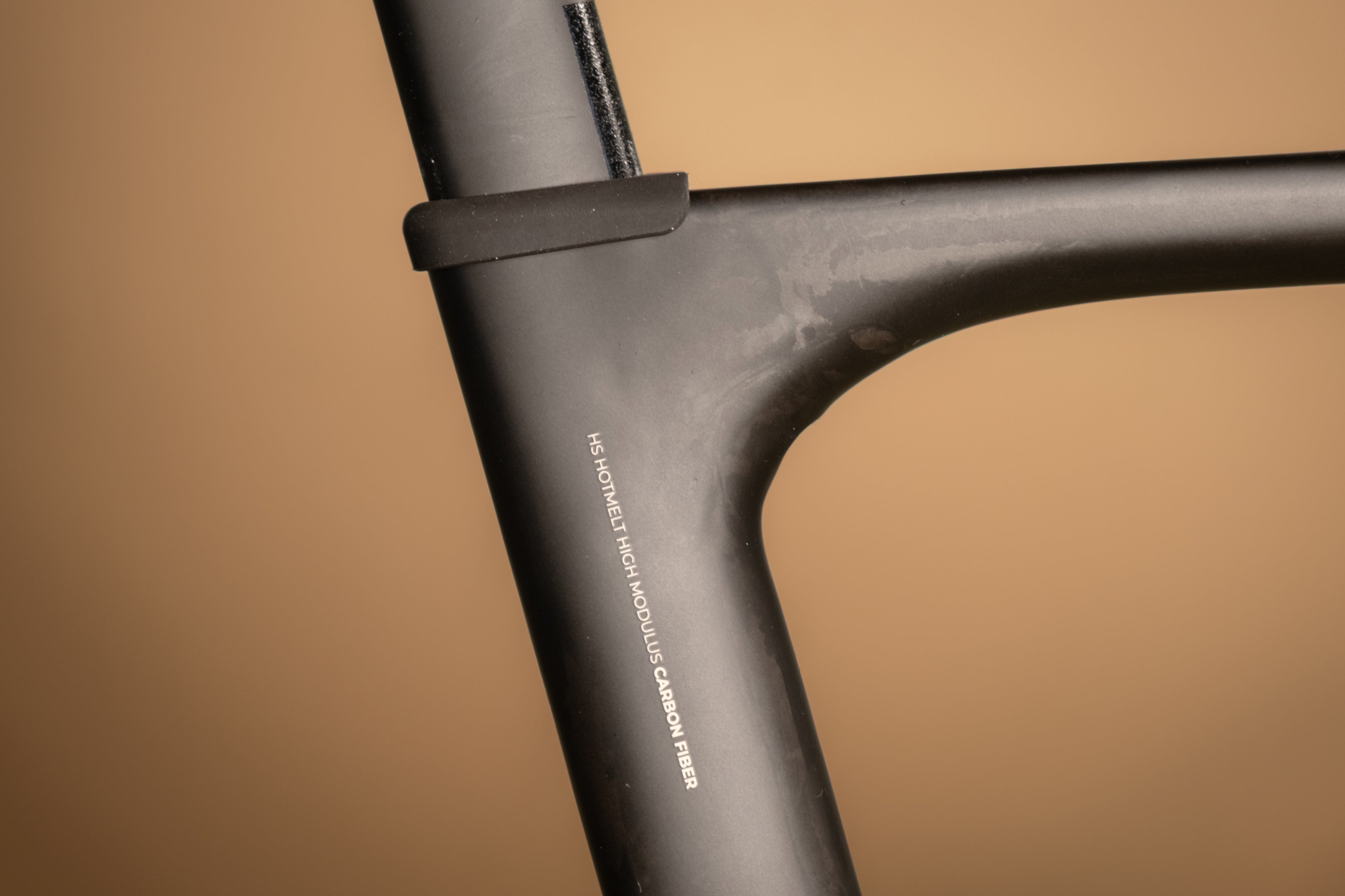 Bicicleta de ruta en carbono LEGEND BALAY Grupo Ultegra DI2 12 velocidades