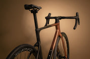 Bicicleta de ruta en carbono LEGEND BALAY Grupo Ultegra DI2 12 velocidades