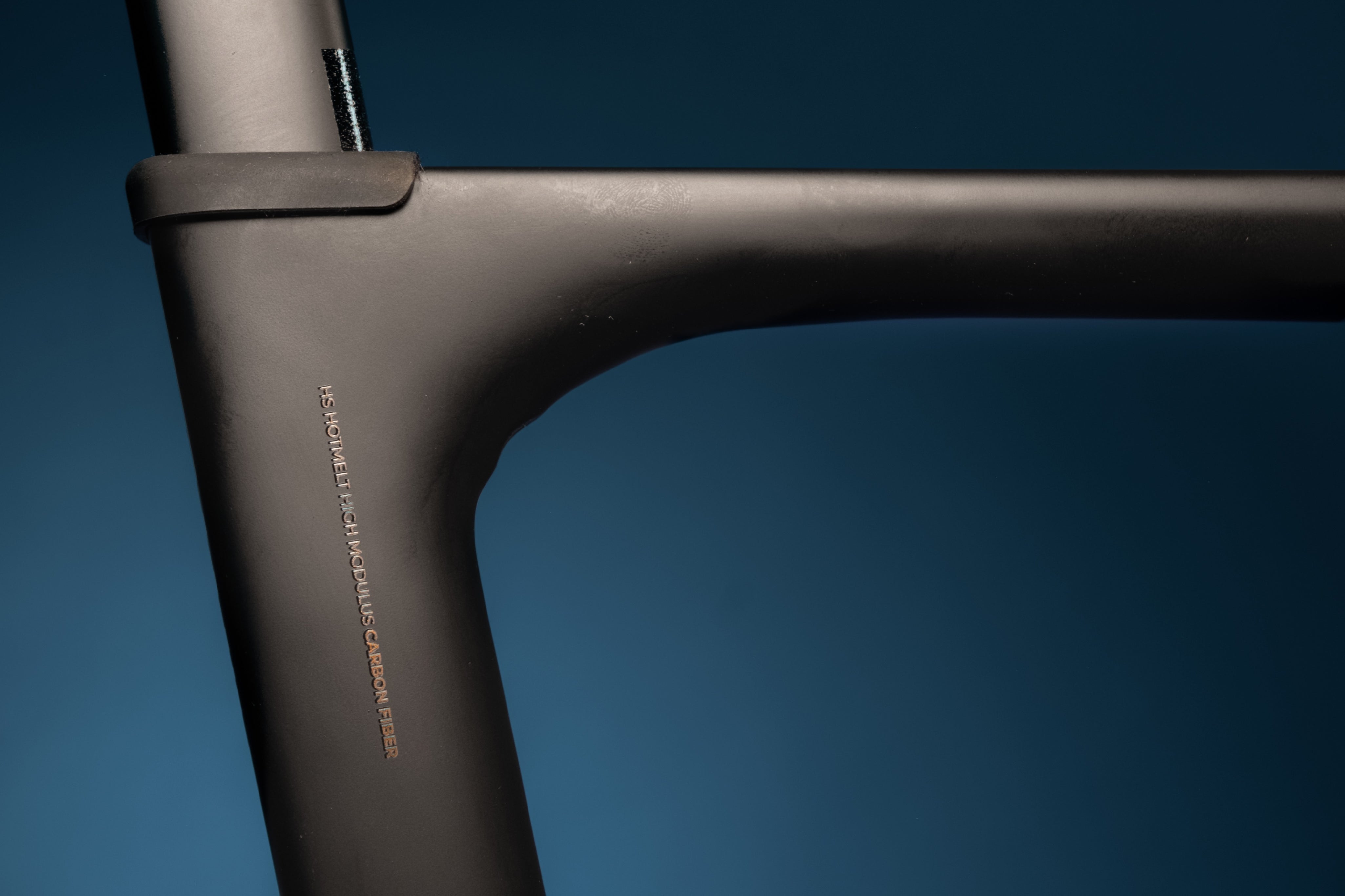 Bicicleta de ruta en carbono LEGEND TUMBAGA Grupo Ultegra DI2 12 velocidades