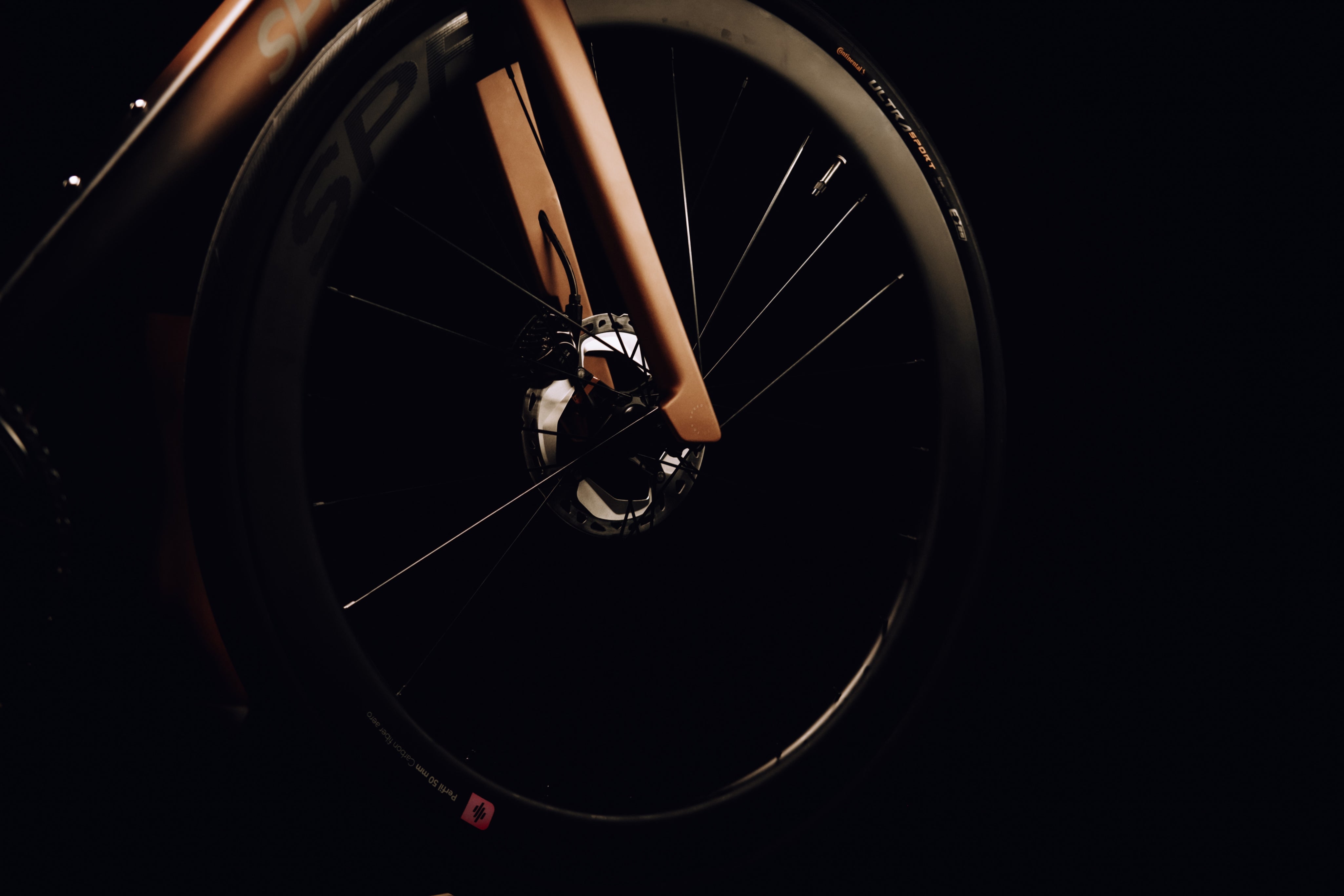 Bicicleta de ruta en carbono LEGEND BALAY Grupo Ultegra DI2 12 velocidades