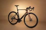 Bicicleta de ruta en carbono LEGEND BALAY Grupo Shimano 105 12 velocidades