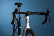 Bicicleta de ruta en carbono LEGEND TUMBAGA Grupo Ultegra DI2 12 velocidades