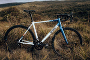 Bicicleta de ruta en aluminio MÍTICA FRONTINO freno de herradura 9 velocidades